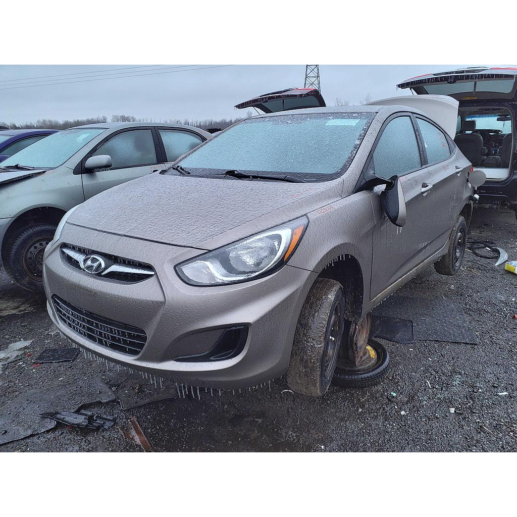 HYUNDAI ACCENT 2013