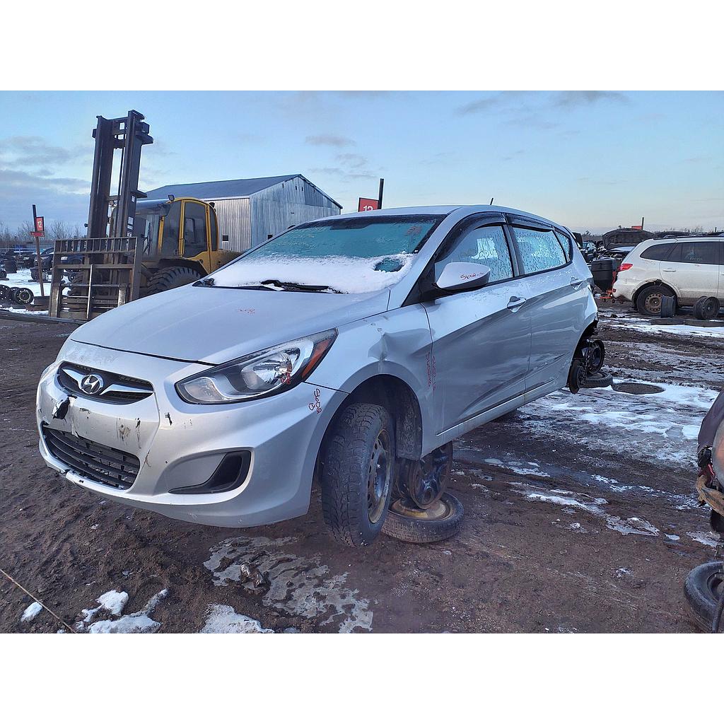 HYUNDAI ACCENT 2013