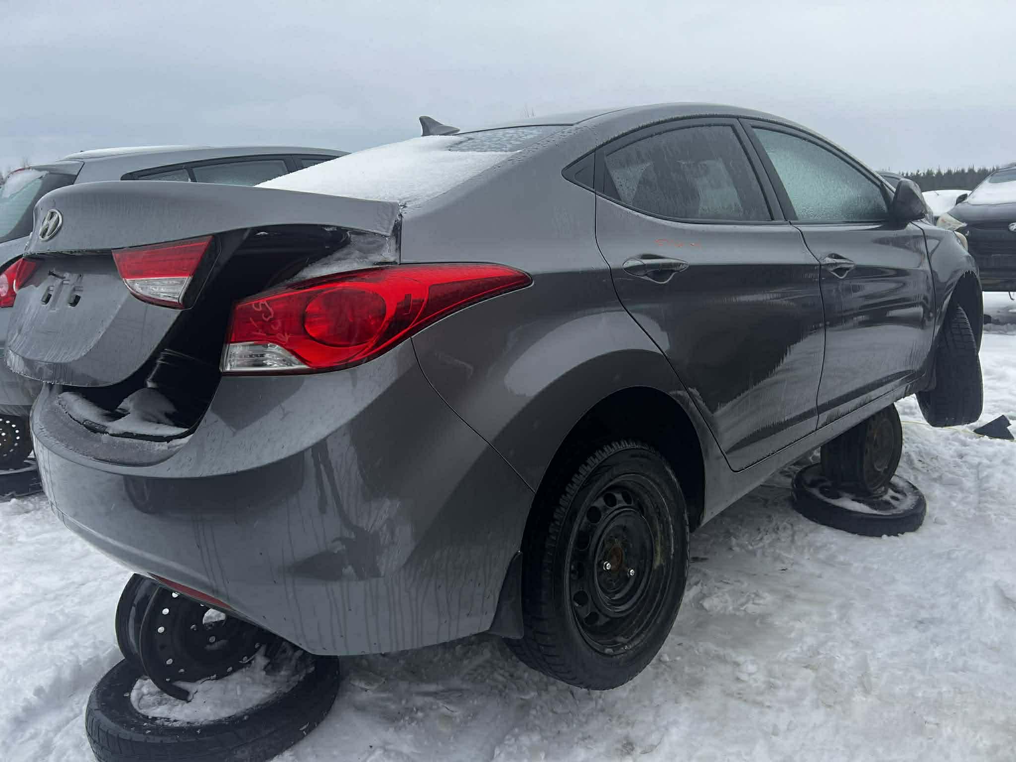 HYUNDAI ELANTRA 2011