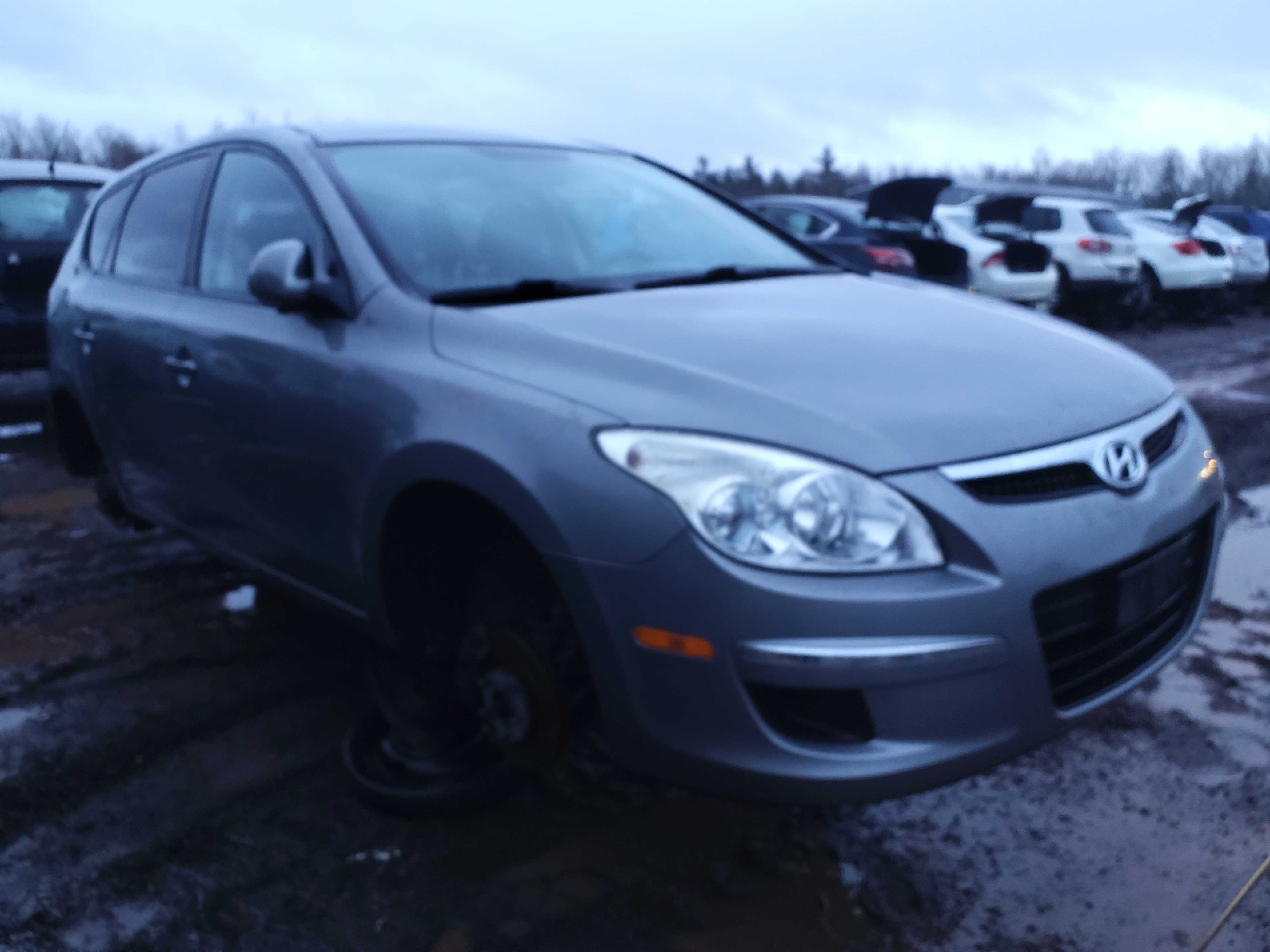 HYUNDAI ELANTRA 2011
