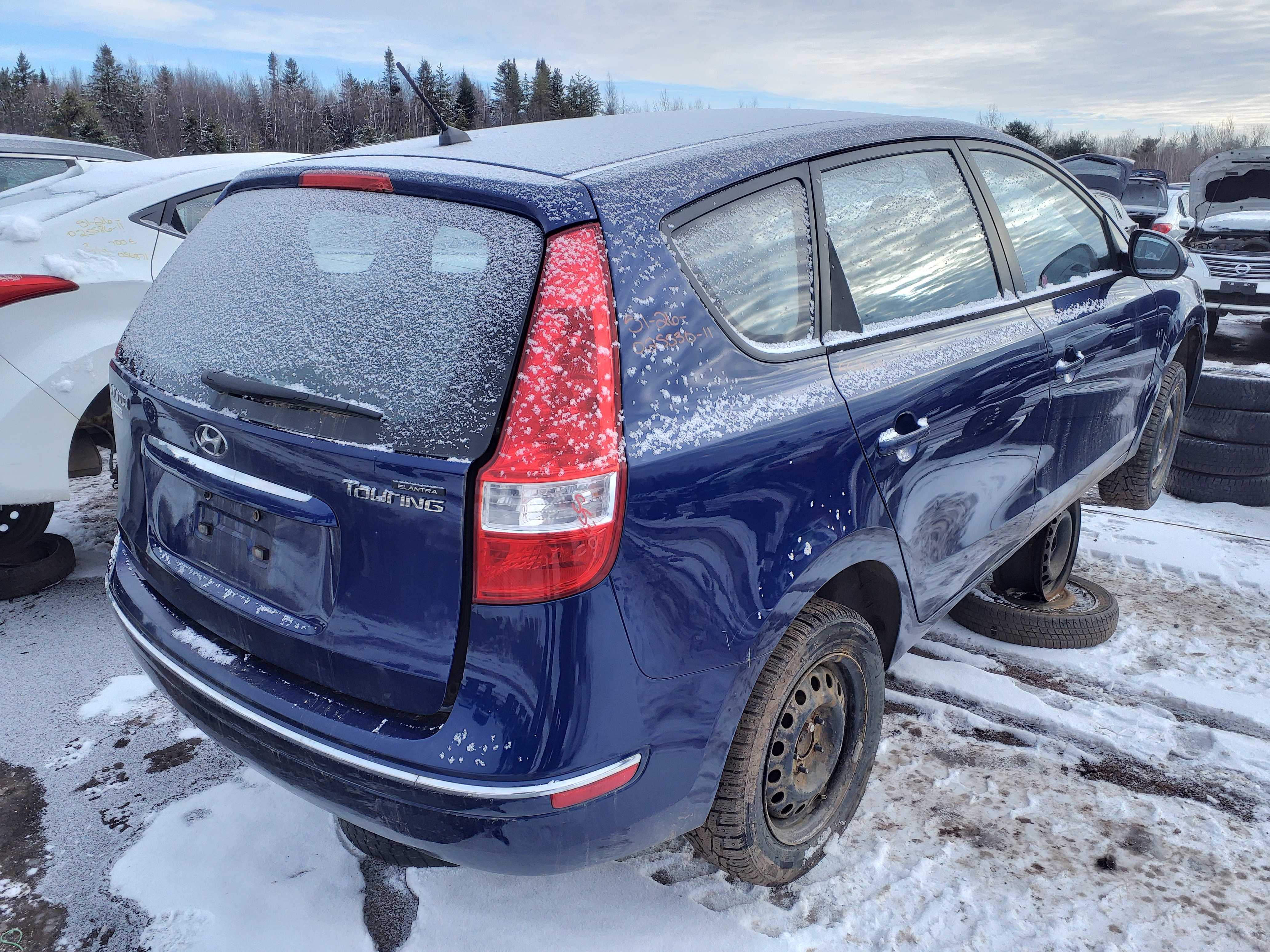 HYUNDAI ELANTRA 2011