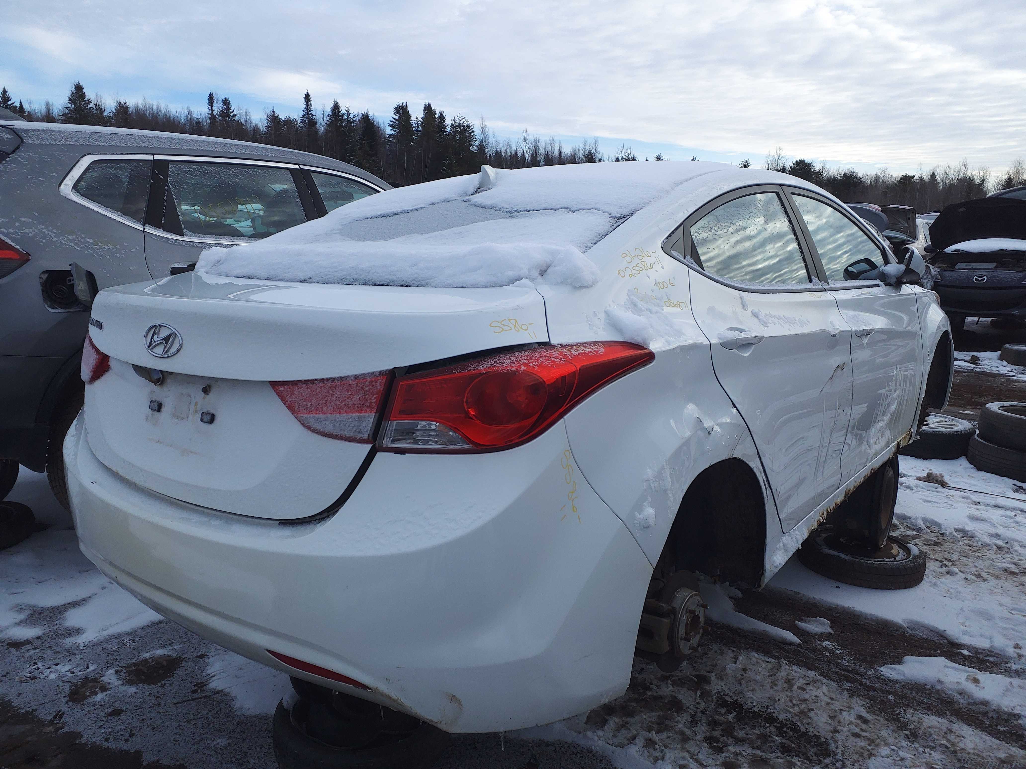 HYUNDAI ELANTRA 2011