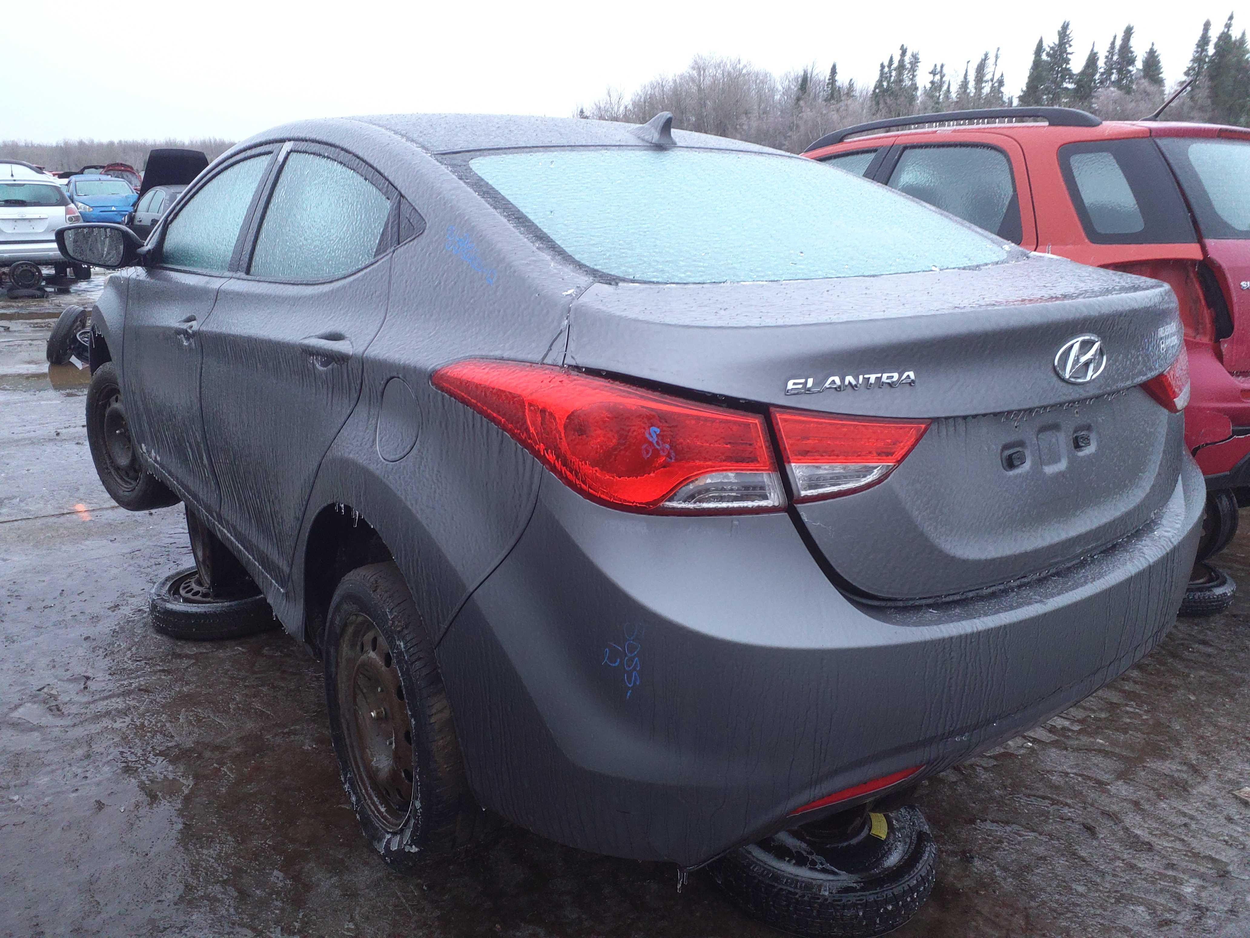 HYUNDAI ELANTRA 2012