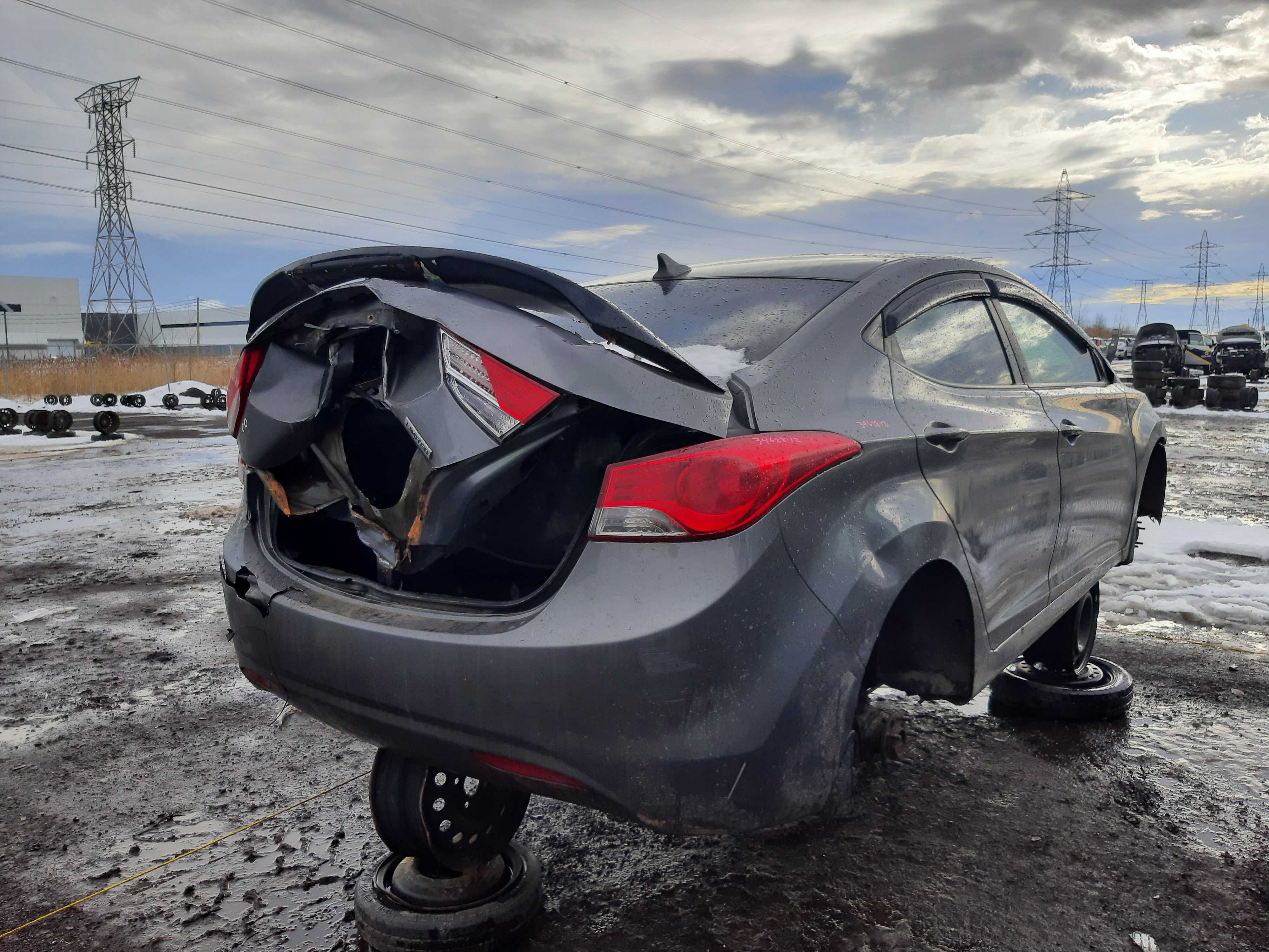 HYUNDAI ELANTRA 2012