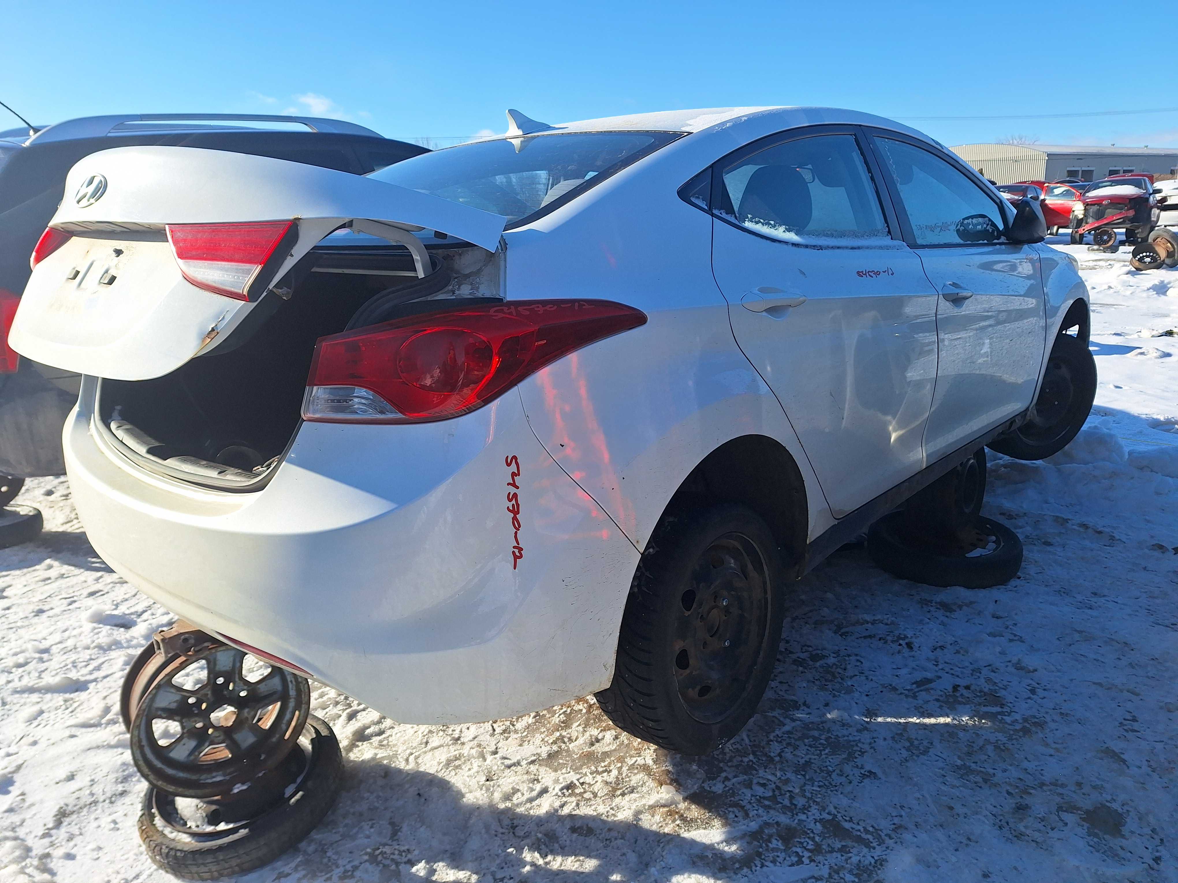 HYUNDAI ELANTRA 2012