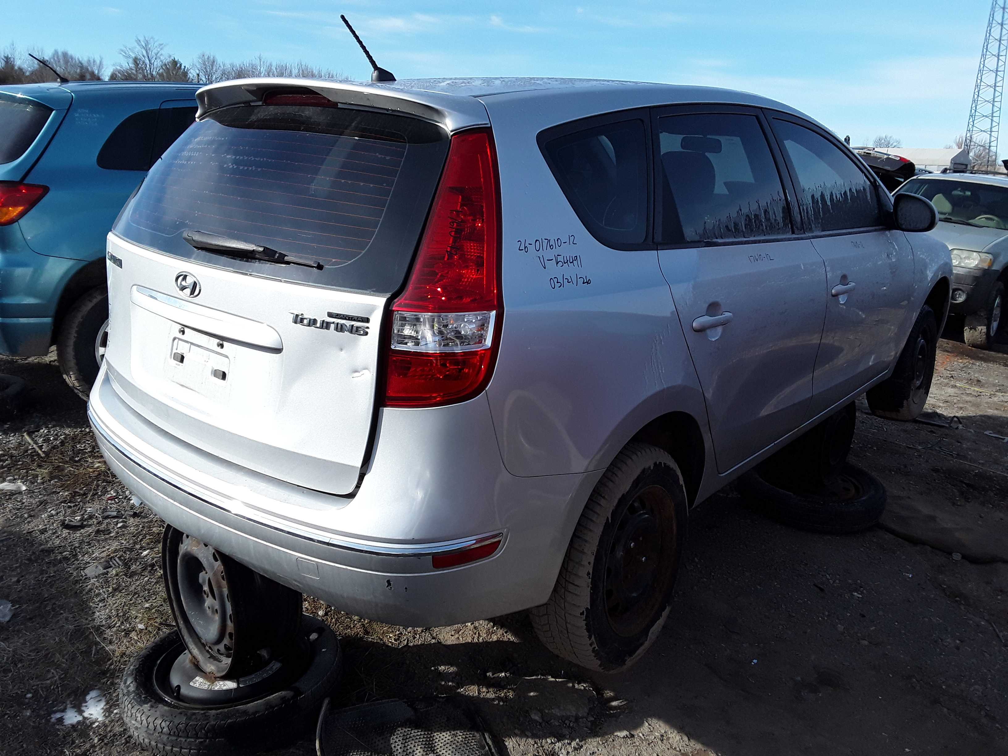 HYUNDAI ELANTRA 2012