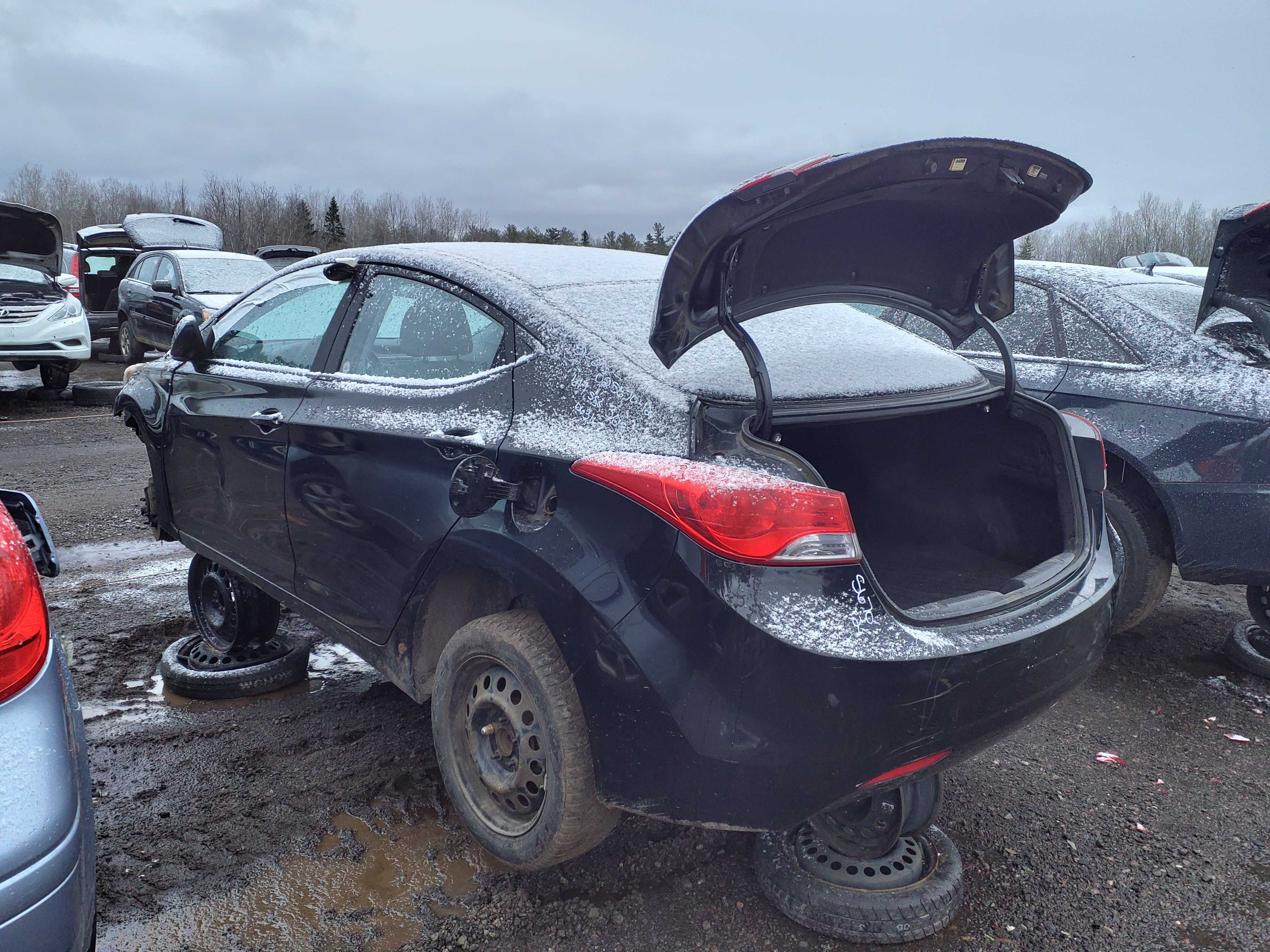 HYUNDAI ELANTRA 2012