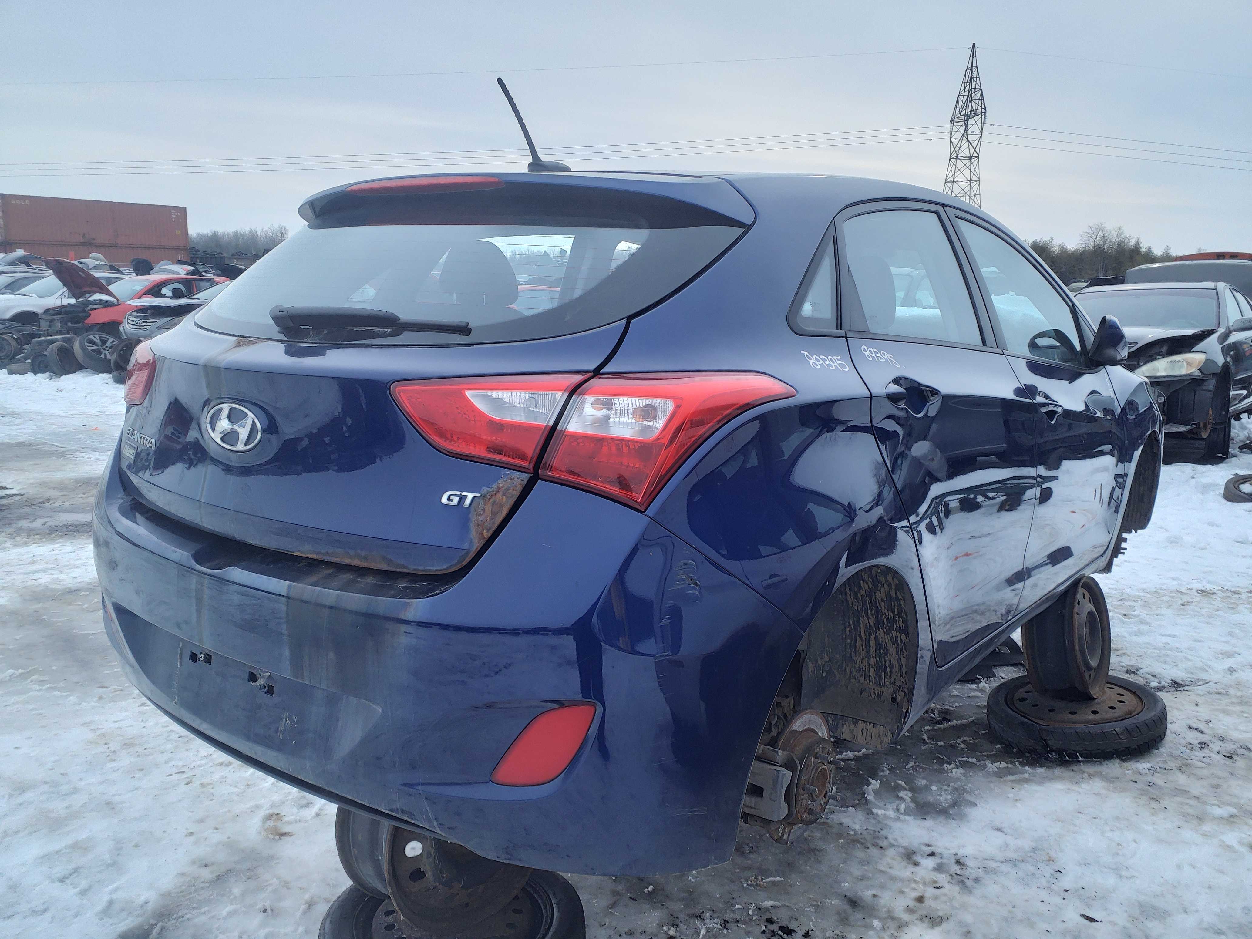 HYUNDAI ELANTRA 2013