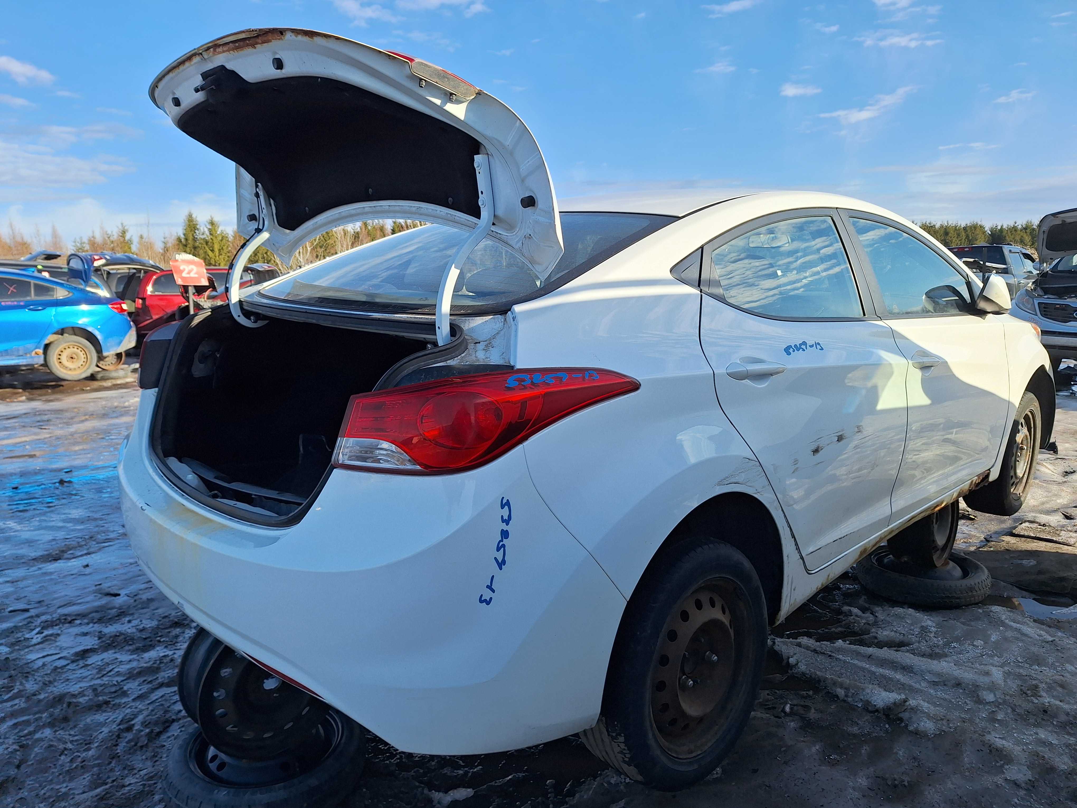 HYUNDAI ELANTRA 2013