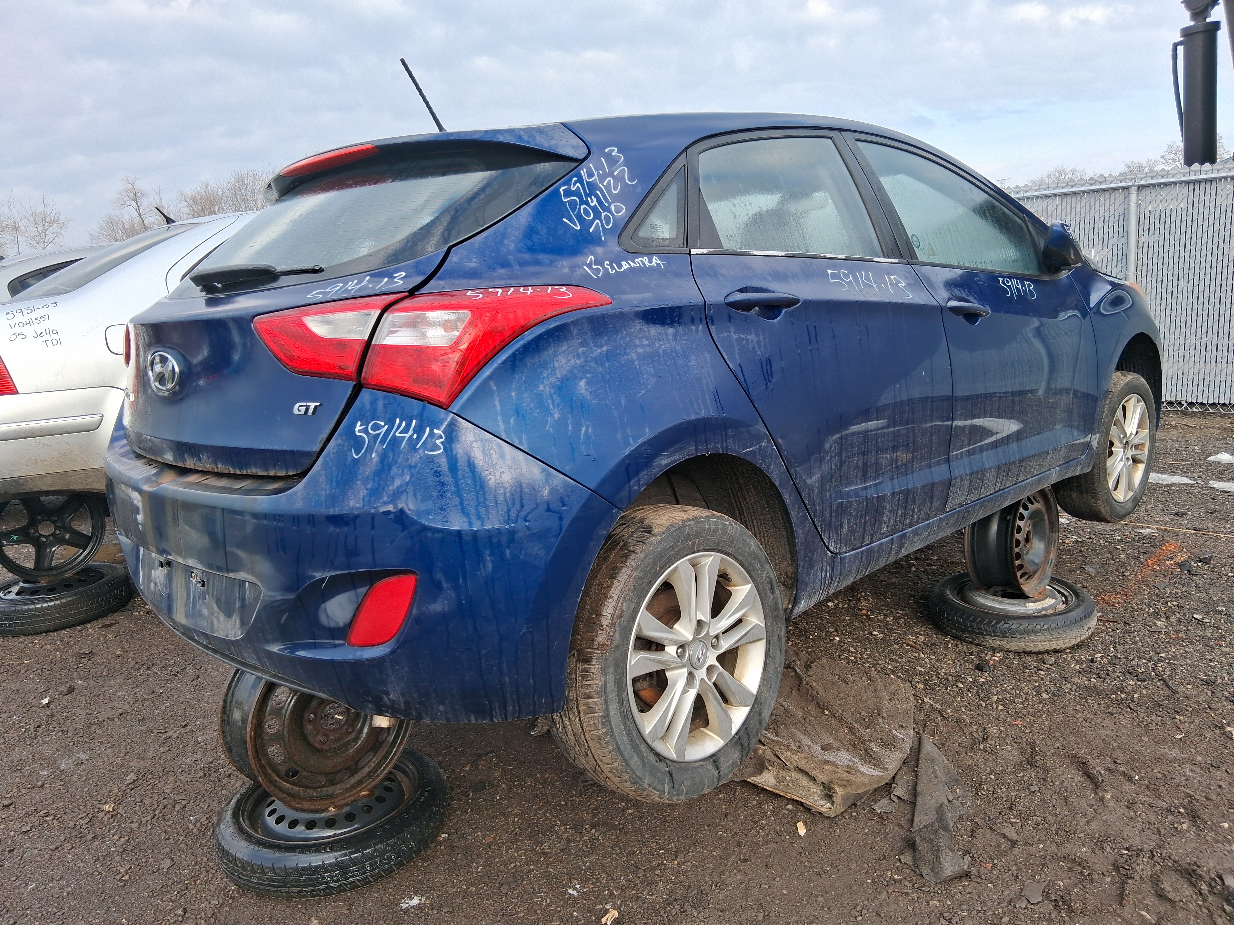 HYUNDAI ELANTRA 2013