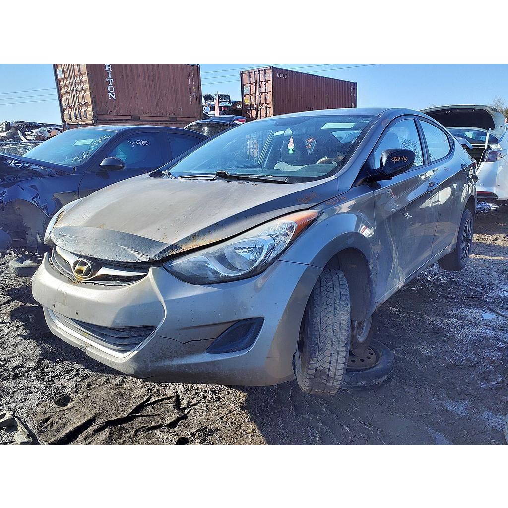 HYUNDAI ELANTRA 2013