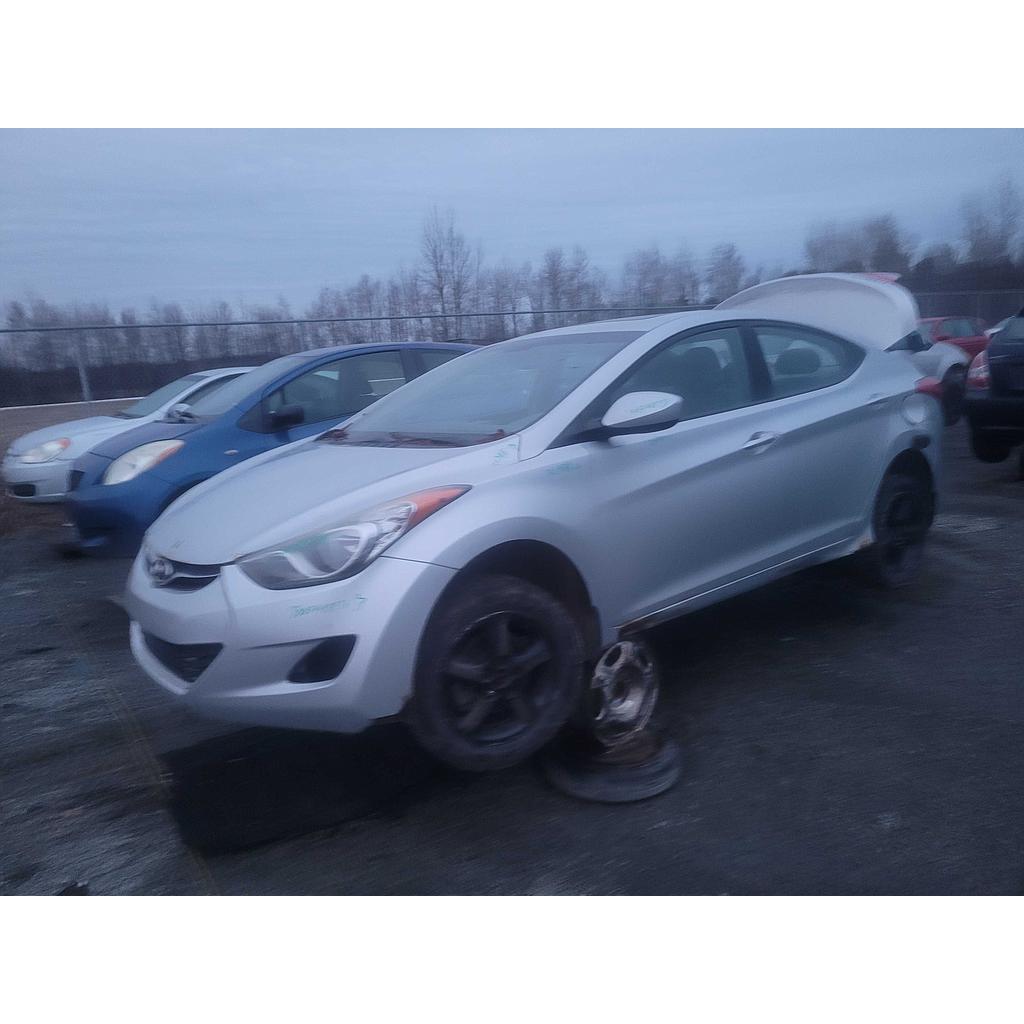 HYUNDAI ELANTRA 2013