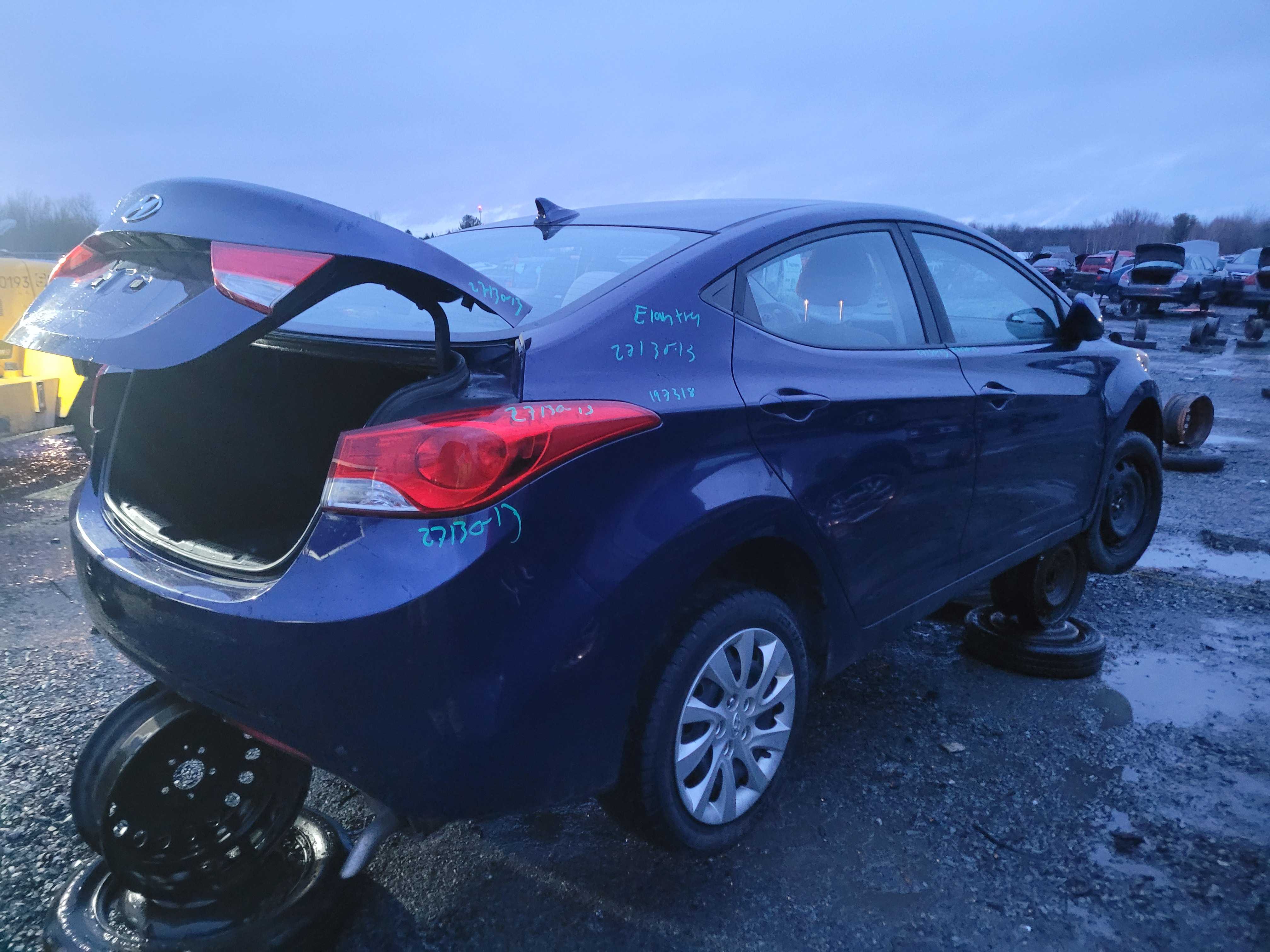 HYUNDAI ELANTRA 2013