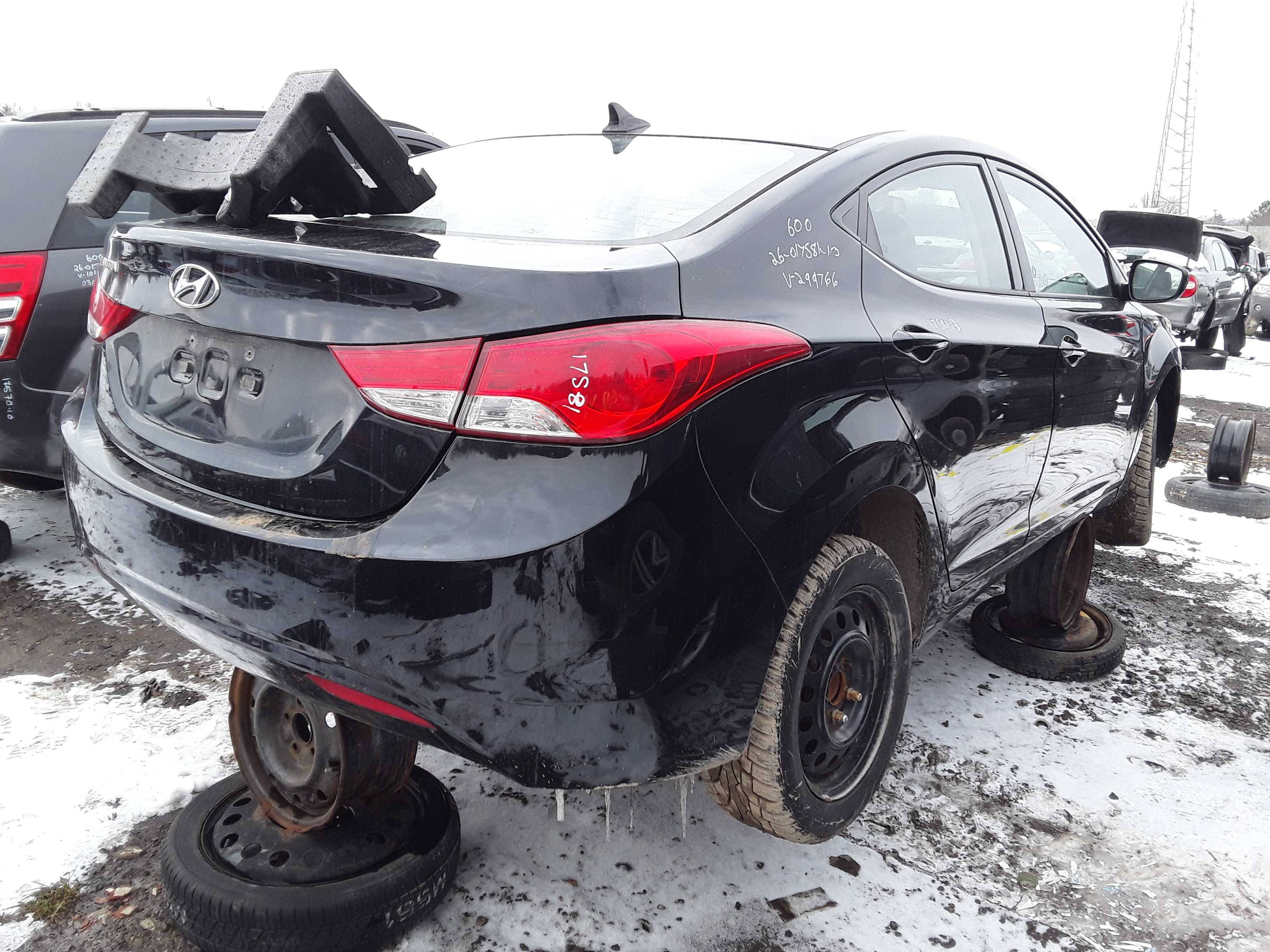 HYUNDAI ELANTRA 2013