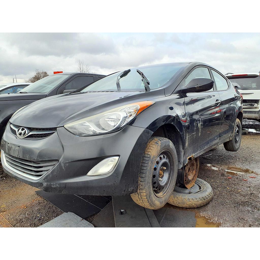 HYUNDAI ELANTRA 2013