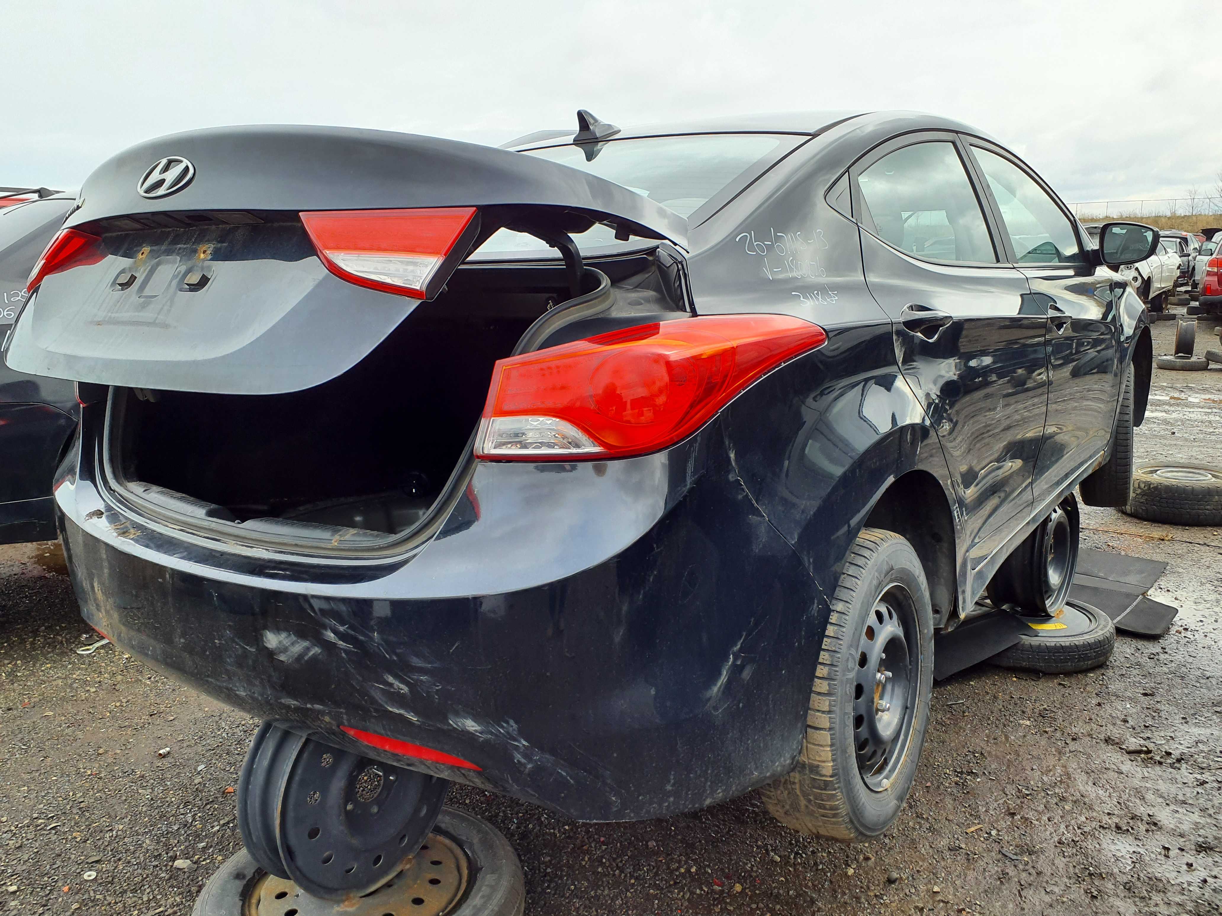 HYUNDAI ELANTRA 2013