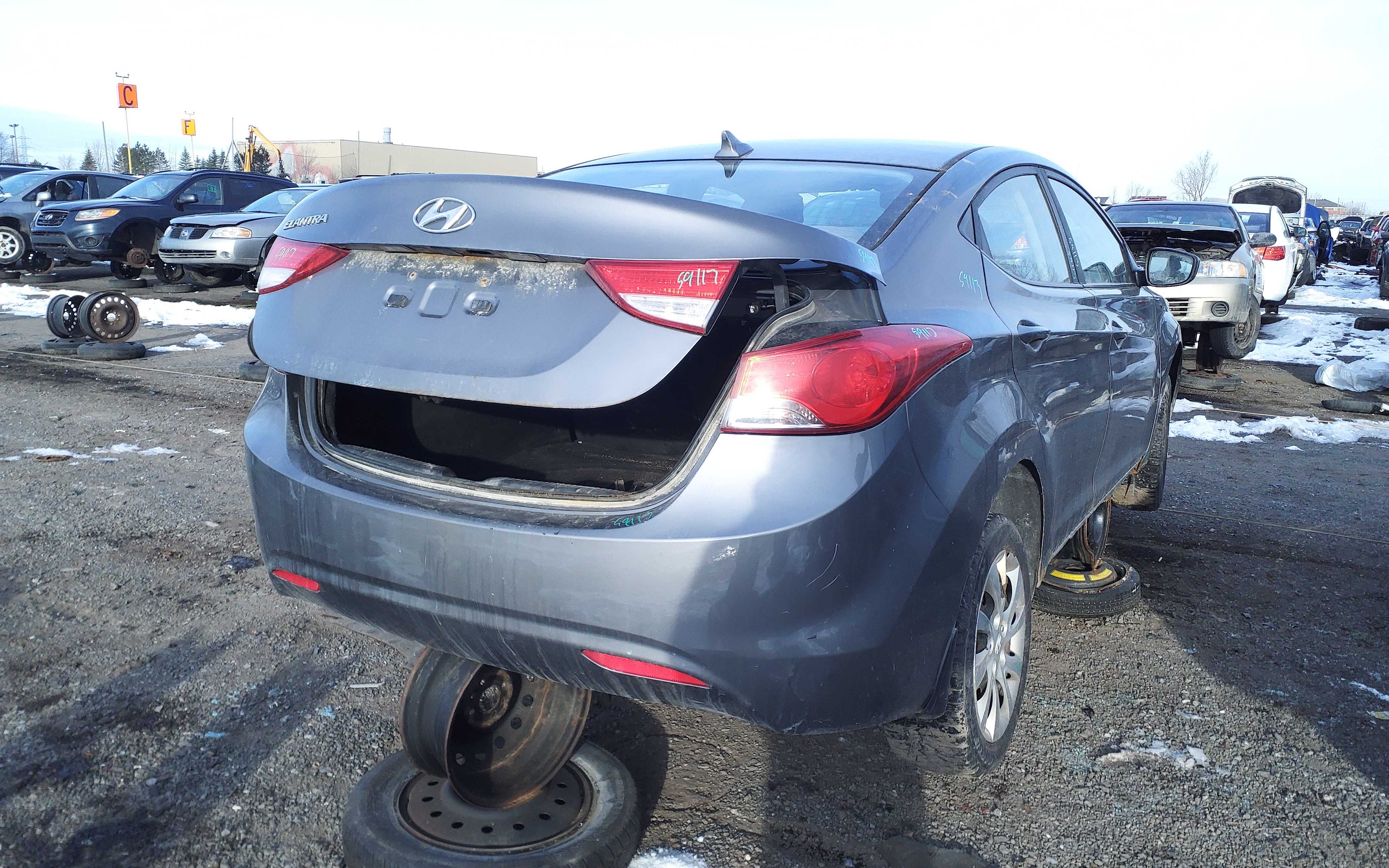 HYUNDAI ELANTRA 2013