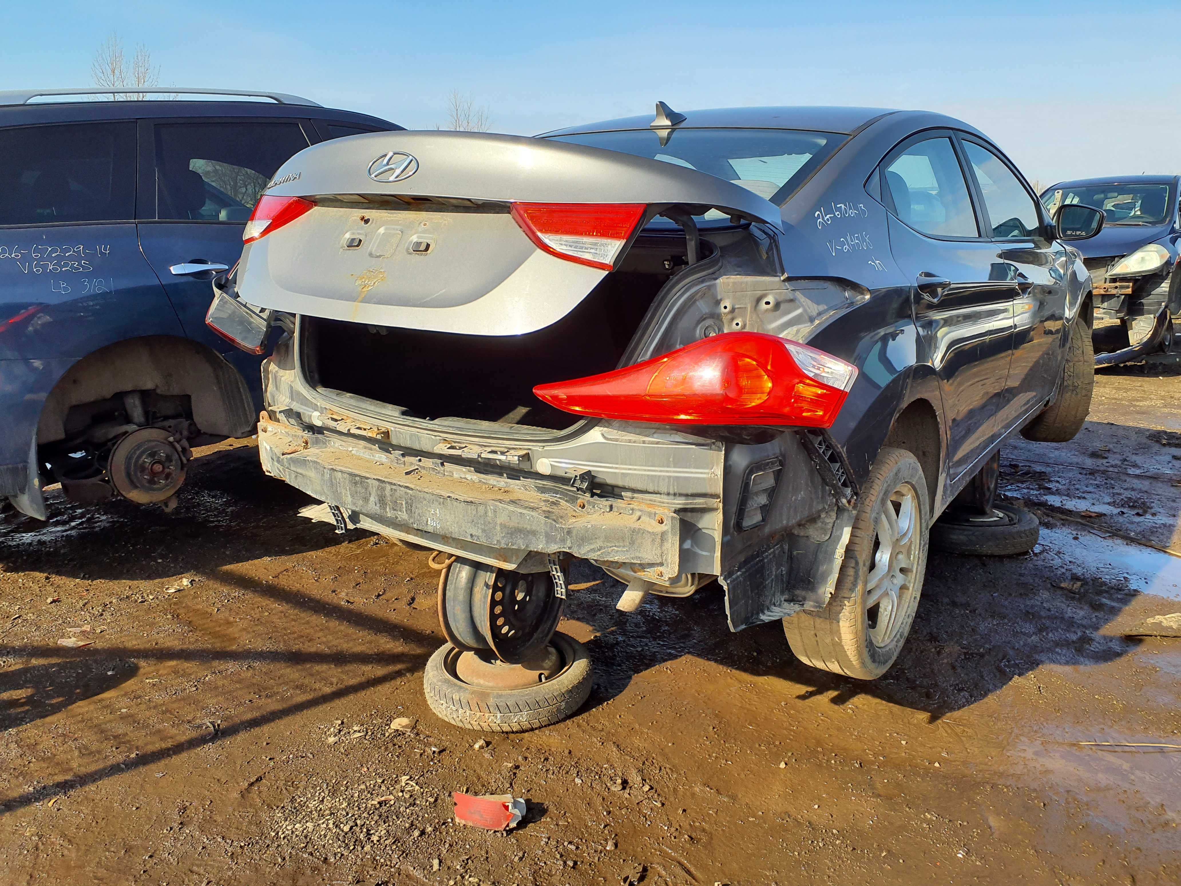 HYUNDAI ELANTRA 2013