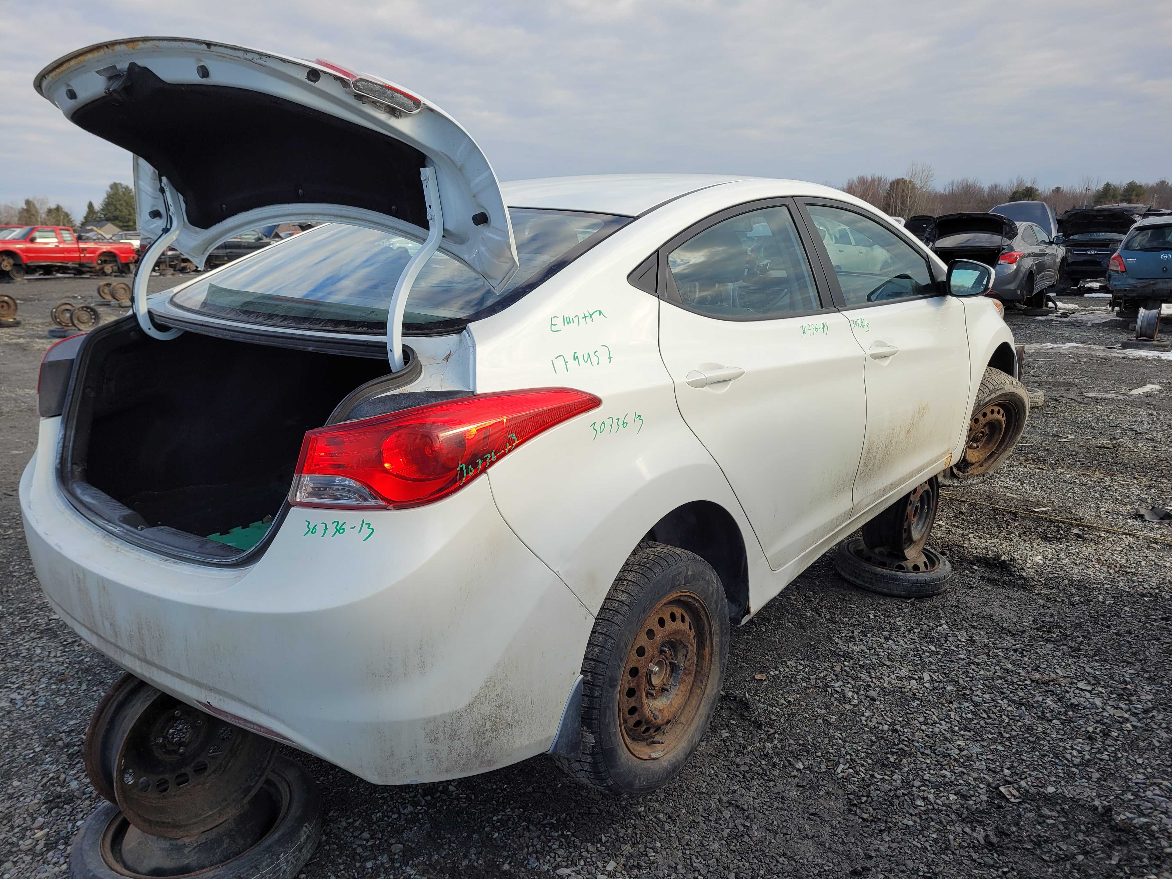 HYUNDAI ELANTRA 2013