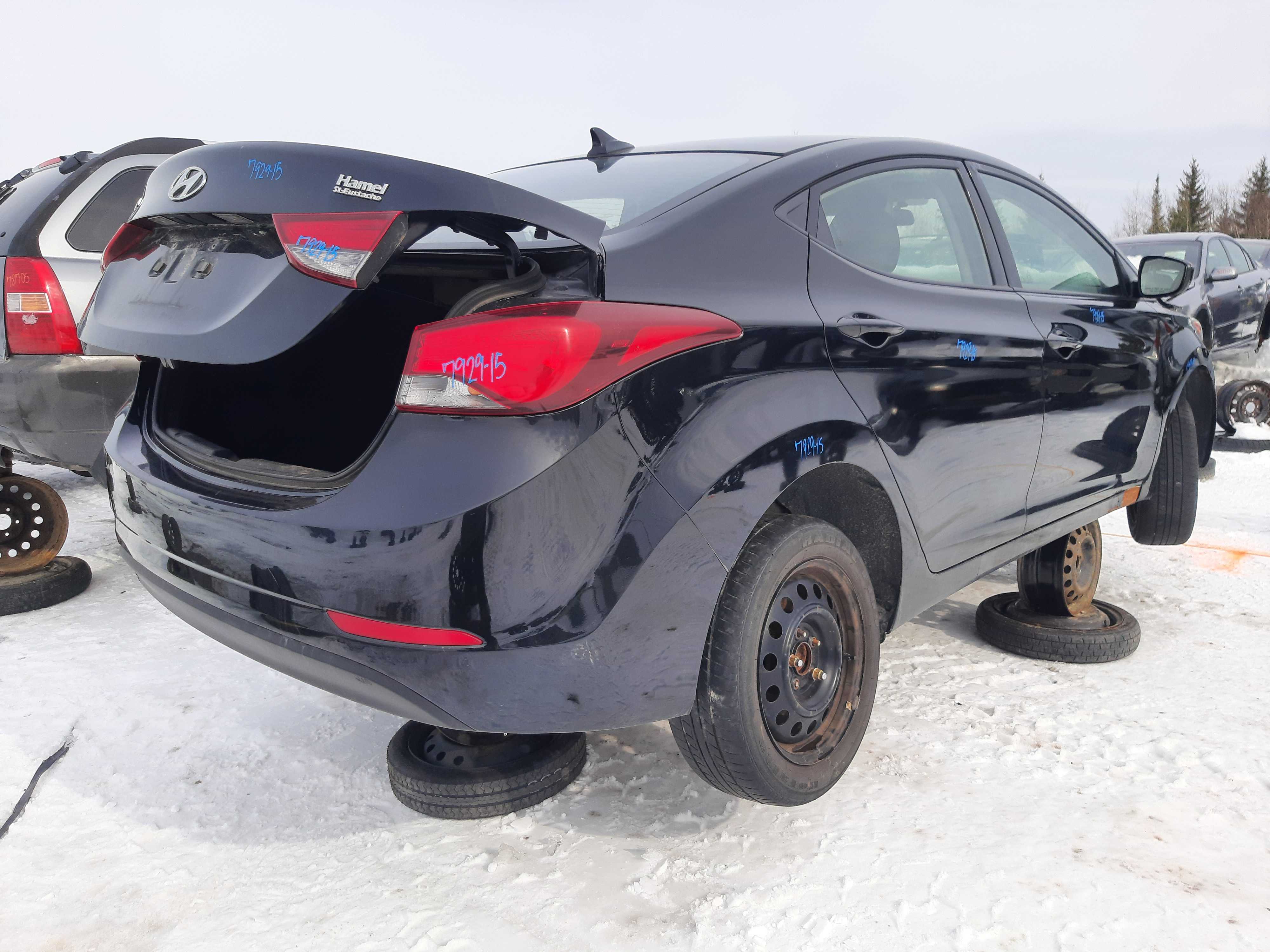 HYUNDAI ELANTRA 2015