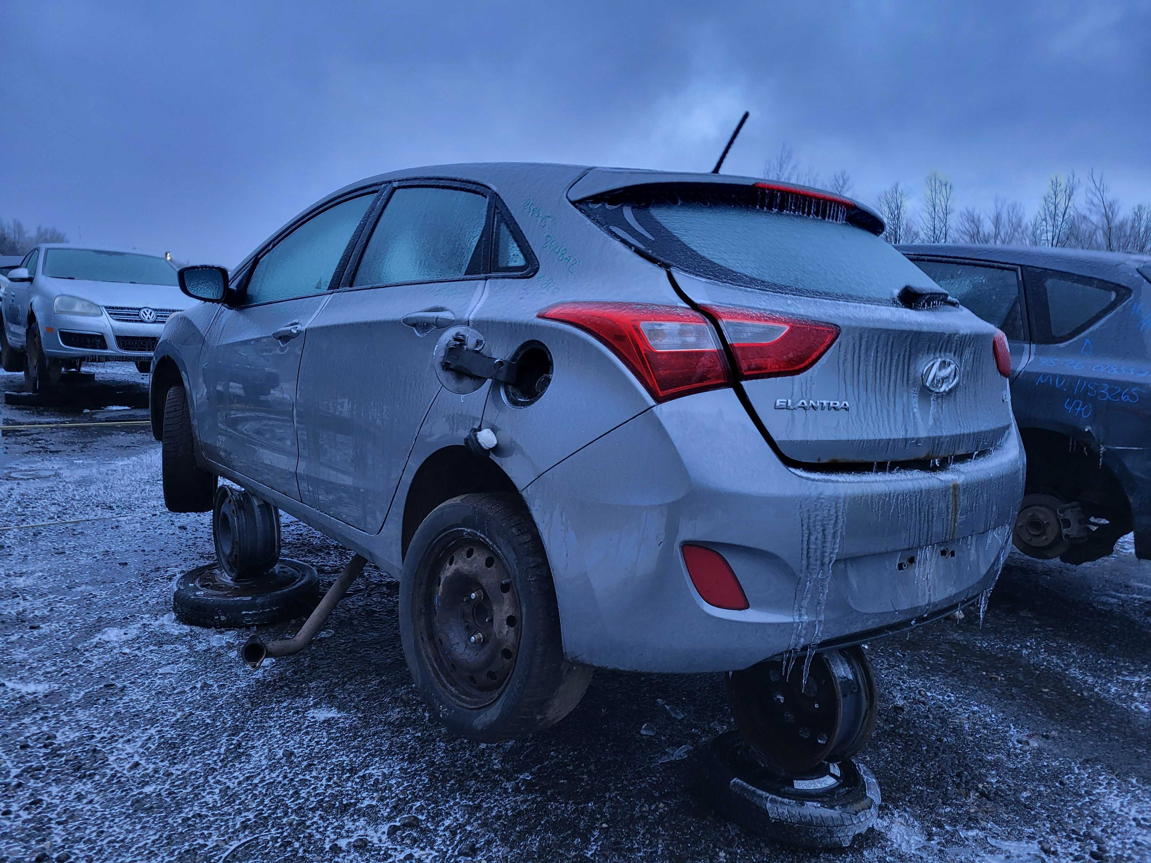 HYUNDAI ELANTRA 2015