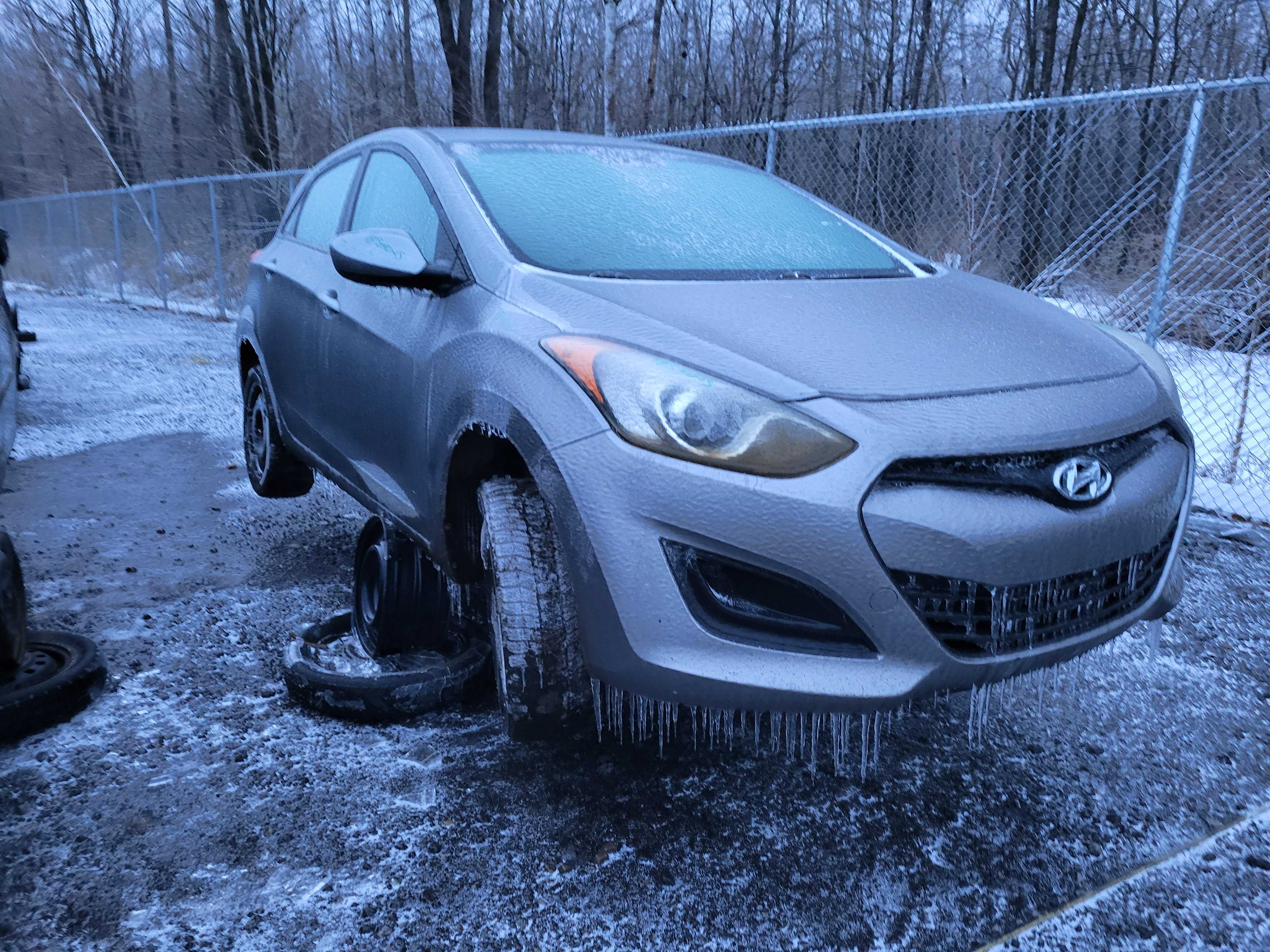 HYUNDAI ELANTRA 2015