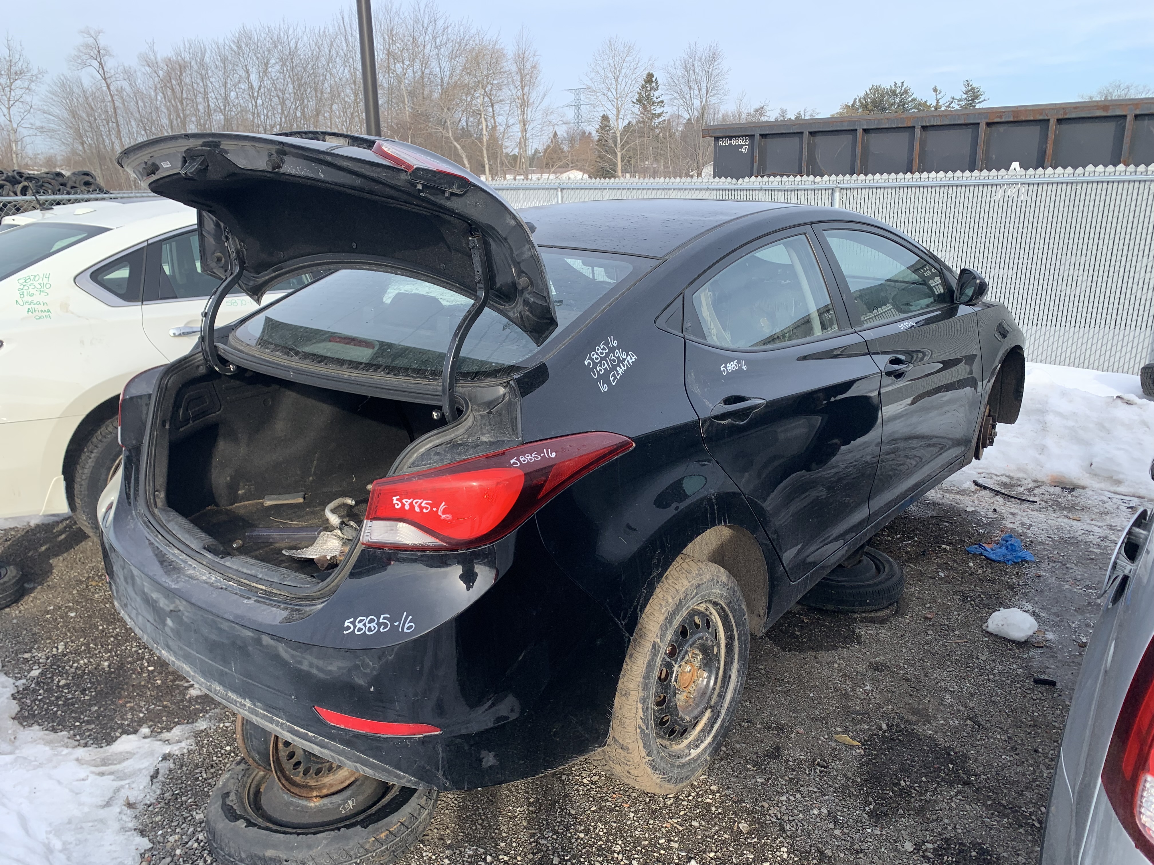 HYUNDAI ELANTRA 2016