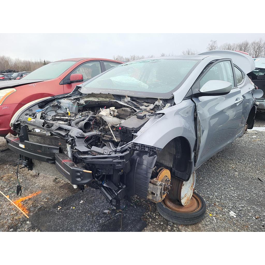 HYUNDAI ELANTRA 2016