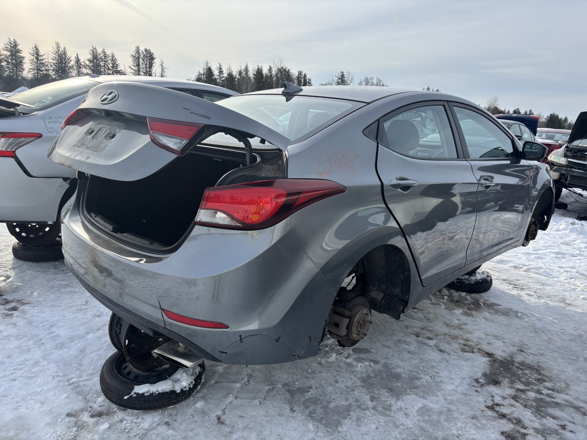 HYUNDAI ELANTRA 2016