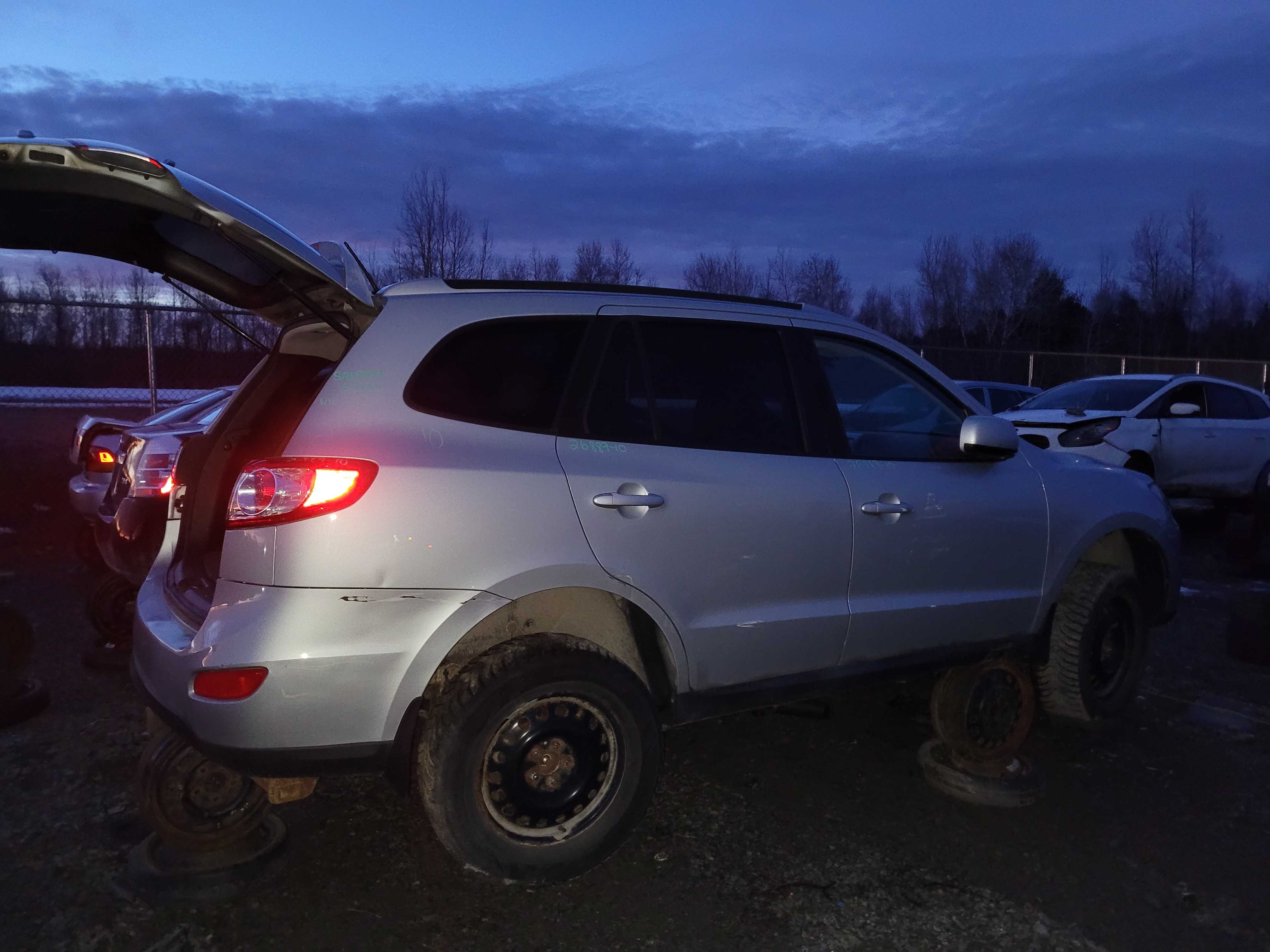 HYUNDAI SANTA FE 2010