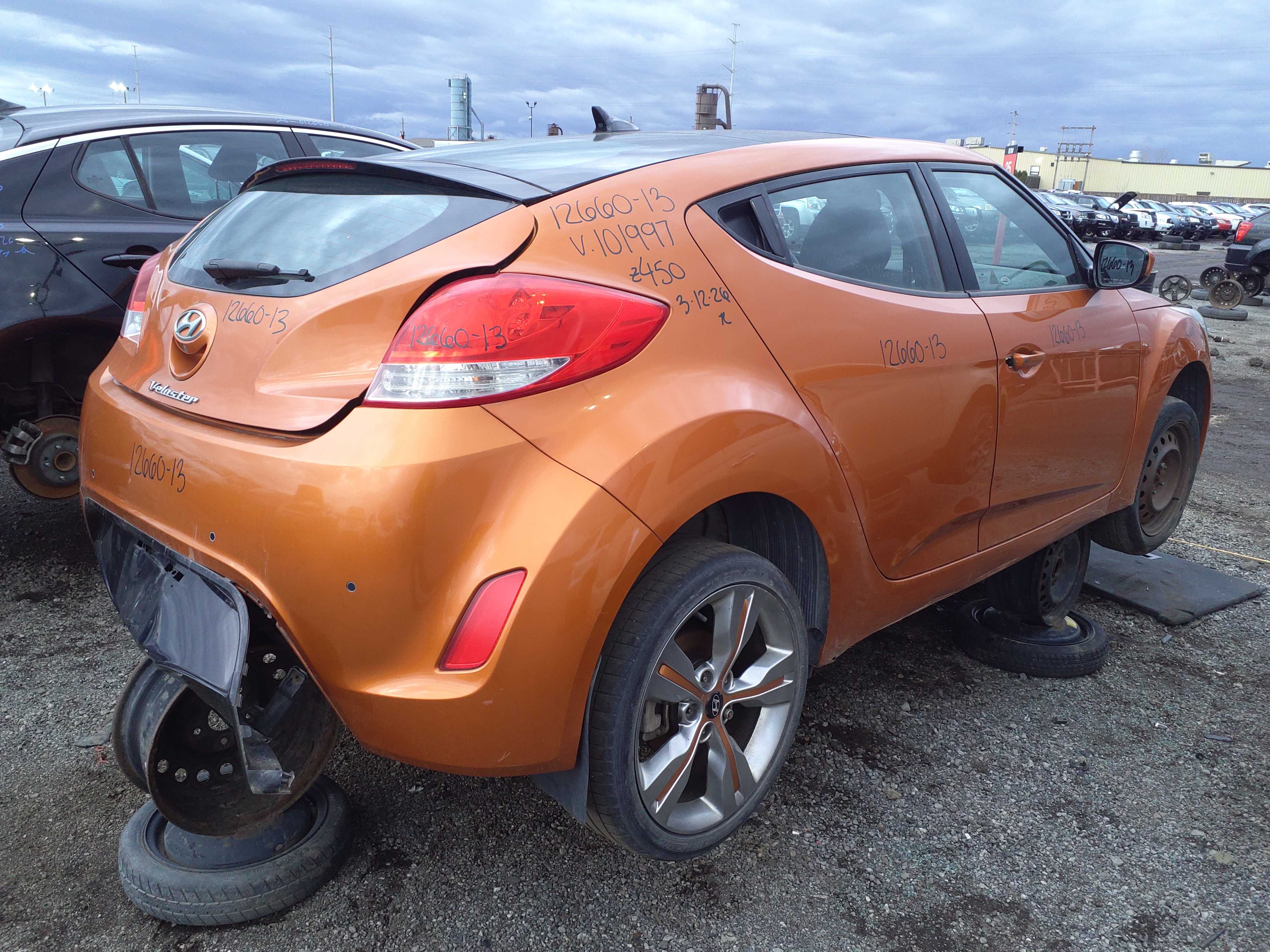 HYUNDAI VELOSTER 2013