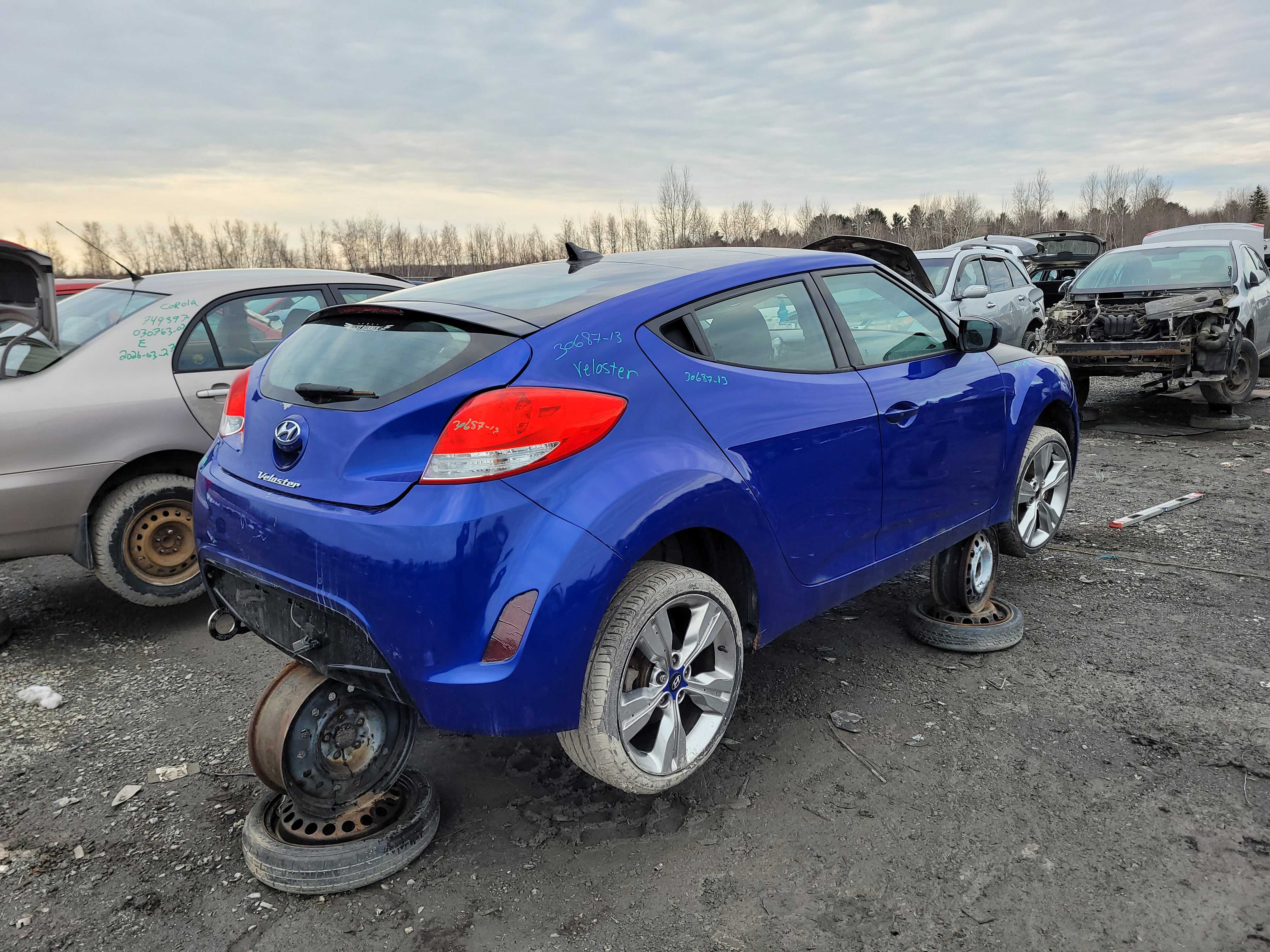 HYUNDAI VELOSTER 2013