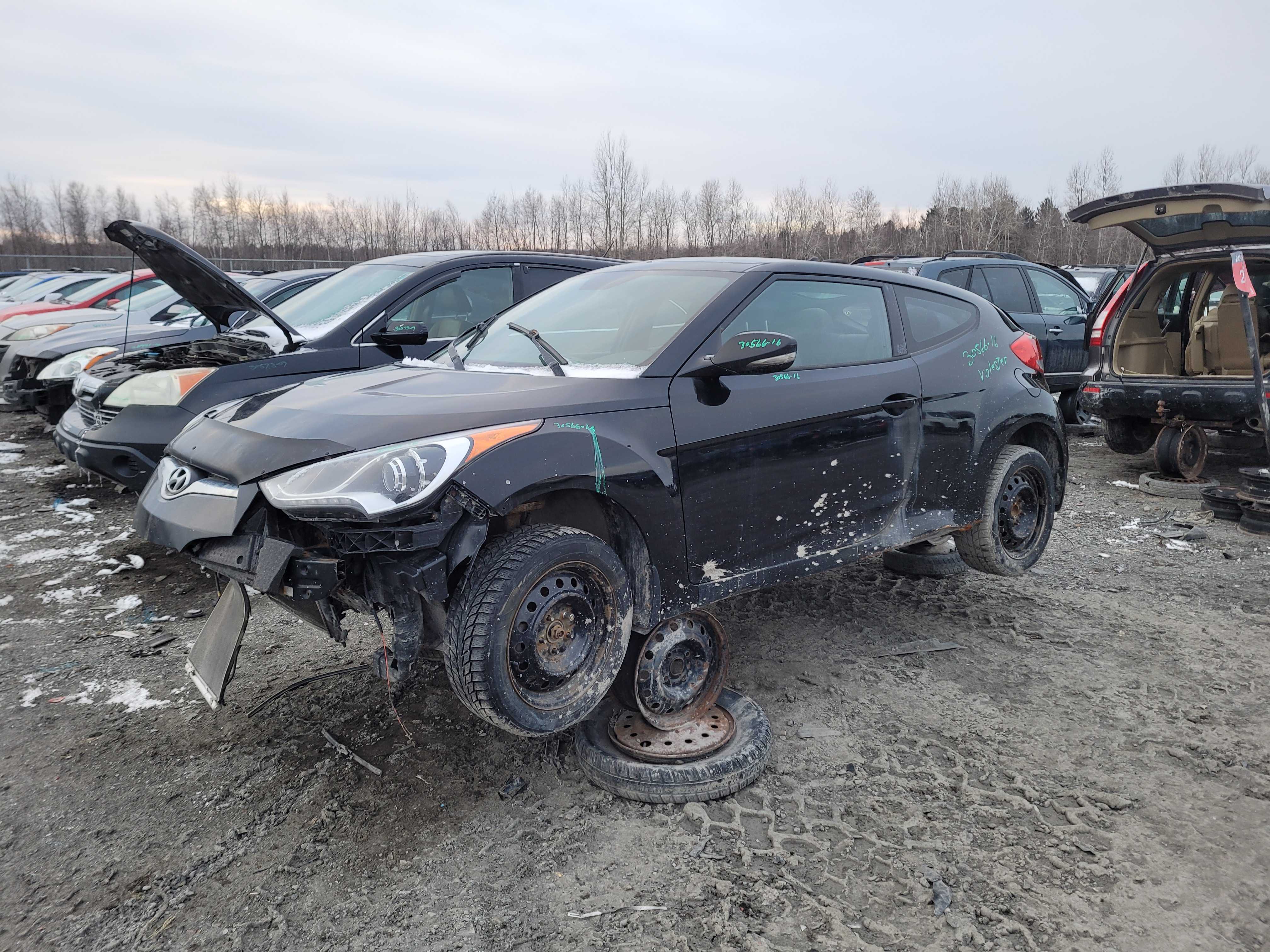 HYUNDAI VELOSTER 2016