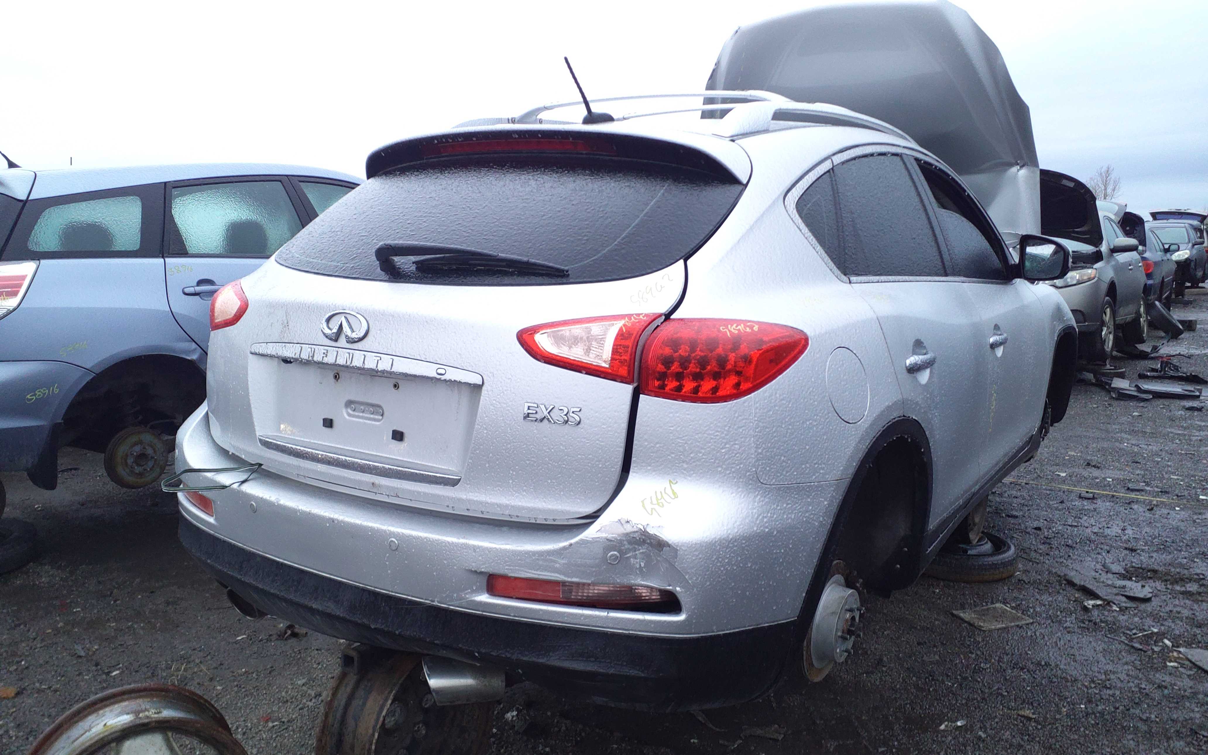 INFINITI EX35 2010