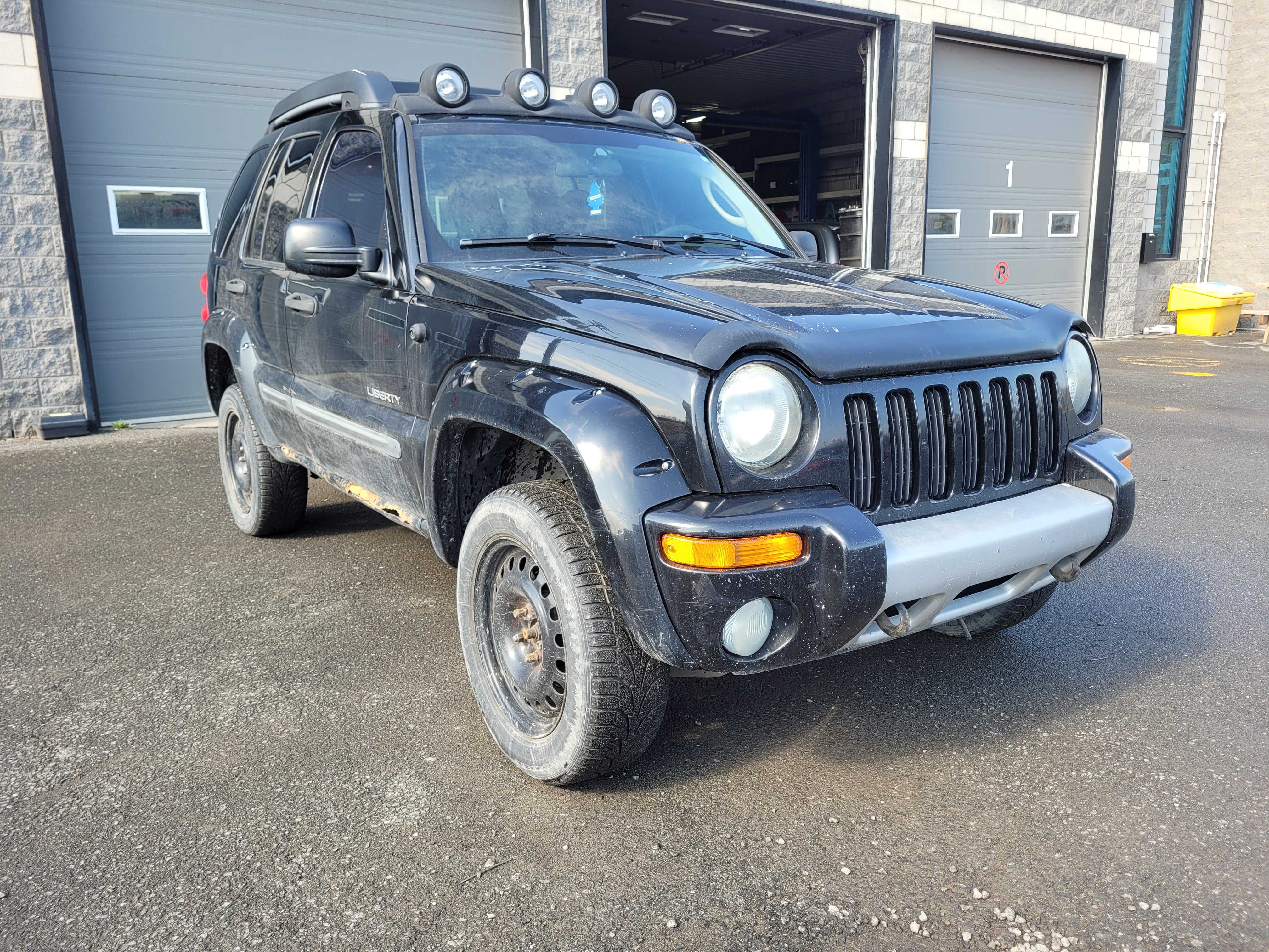 JEEP LIBERTY 2004