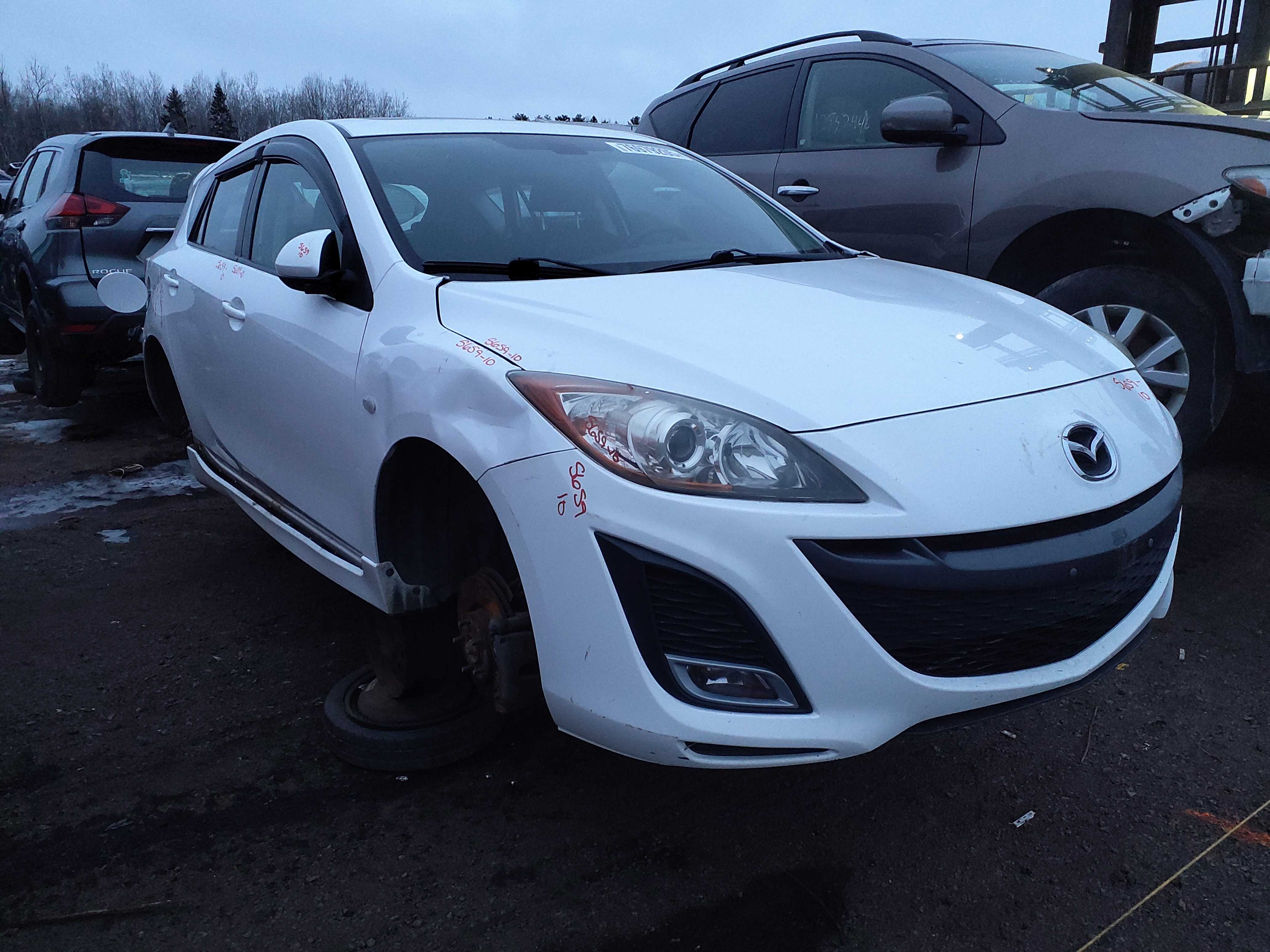 MAZDA MAZDA3 2010