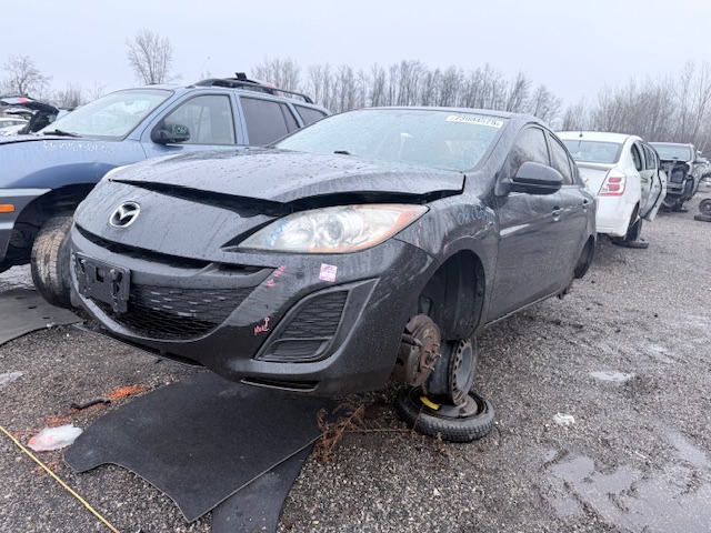 MAZDA MAZDA3 2011