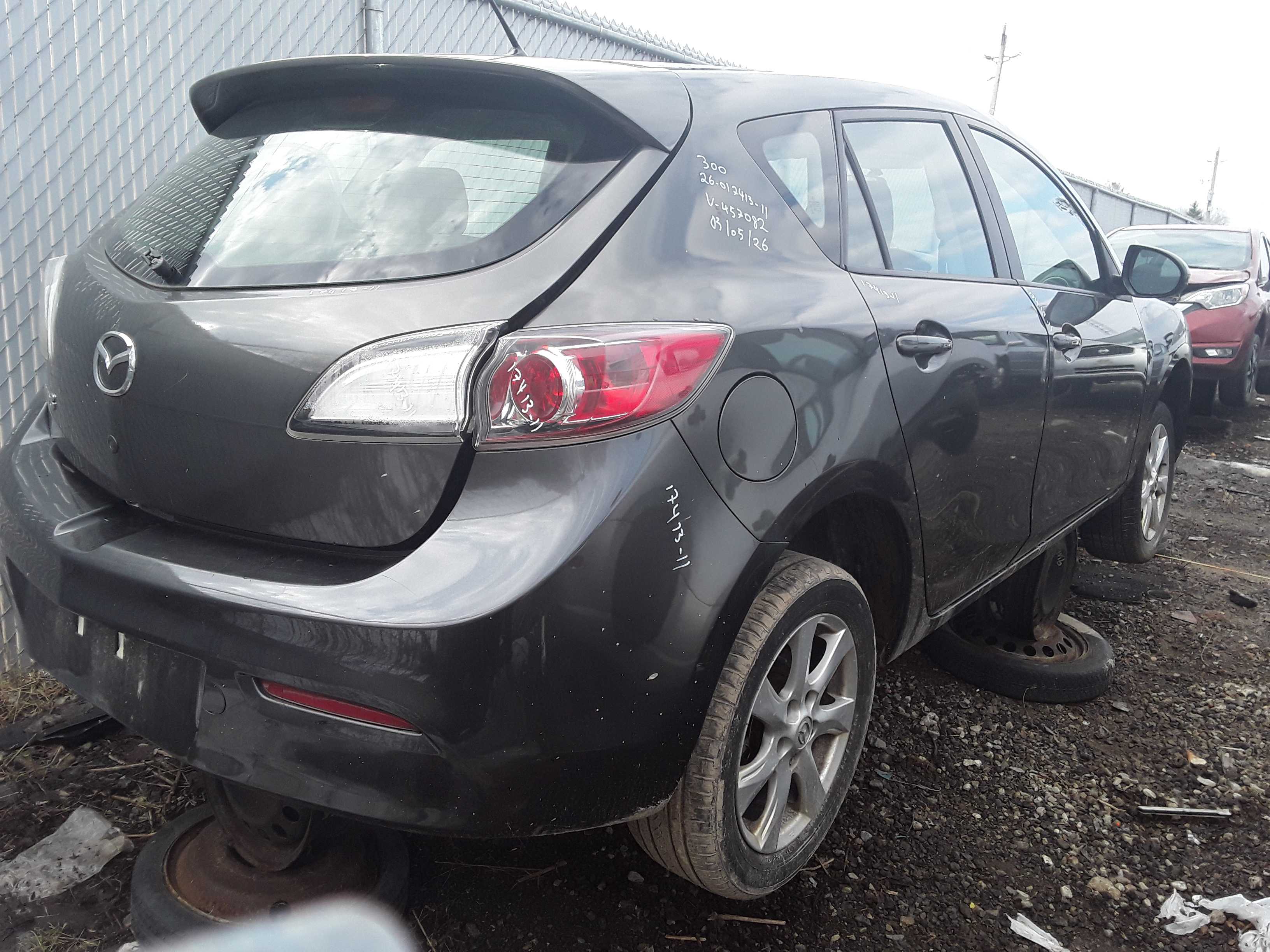 MAZDA MAZDA3 2011