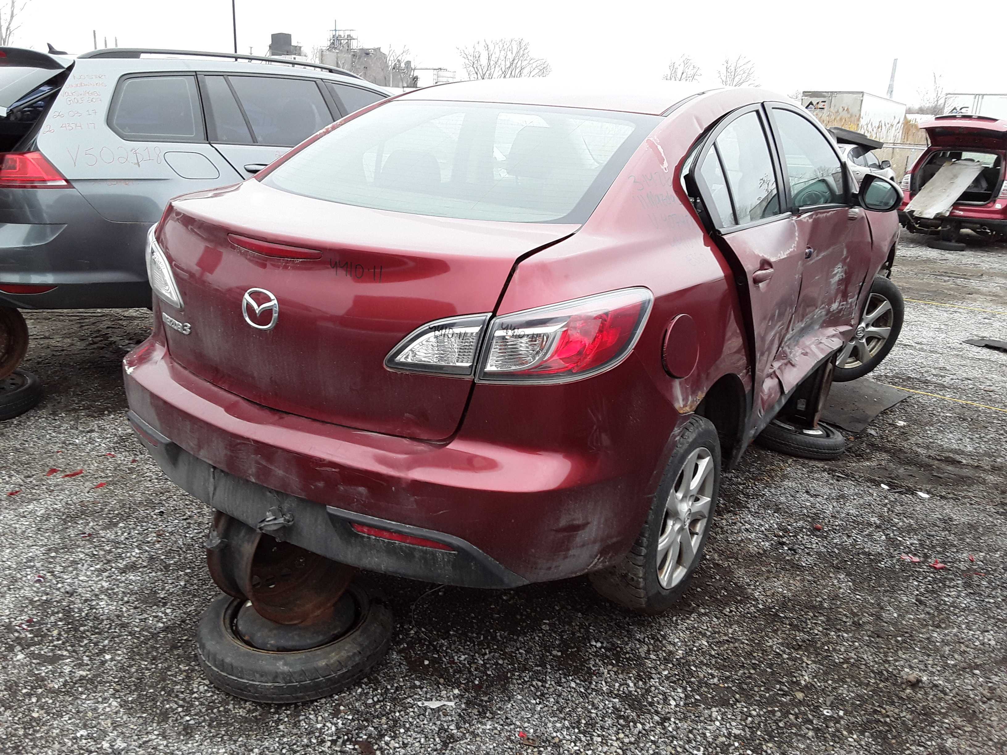 MAZDA MAZDA3 2011