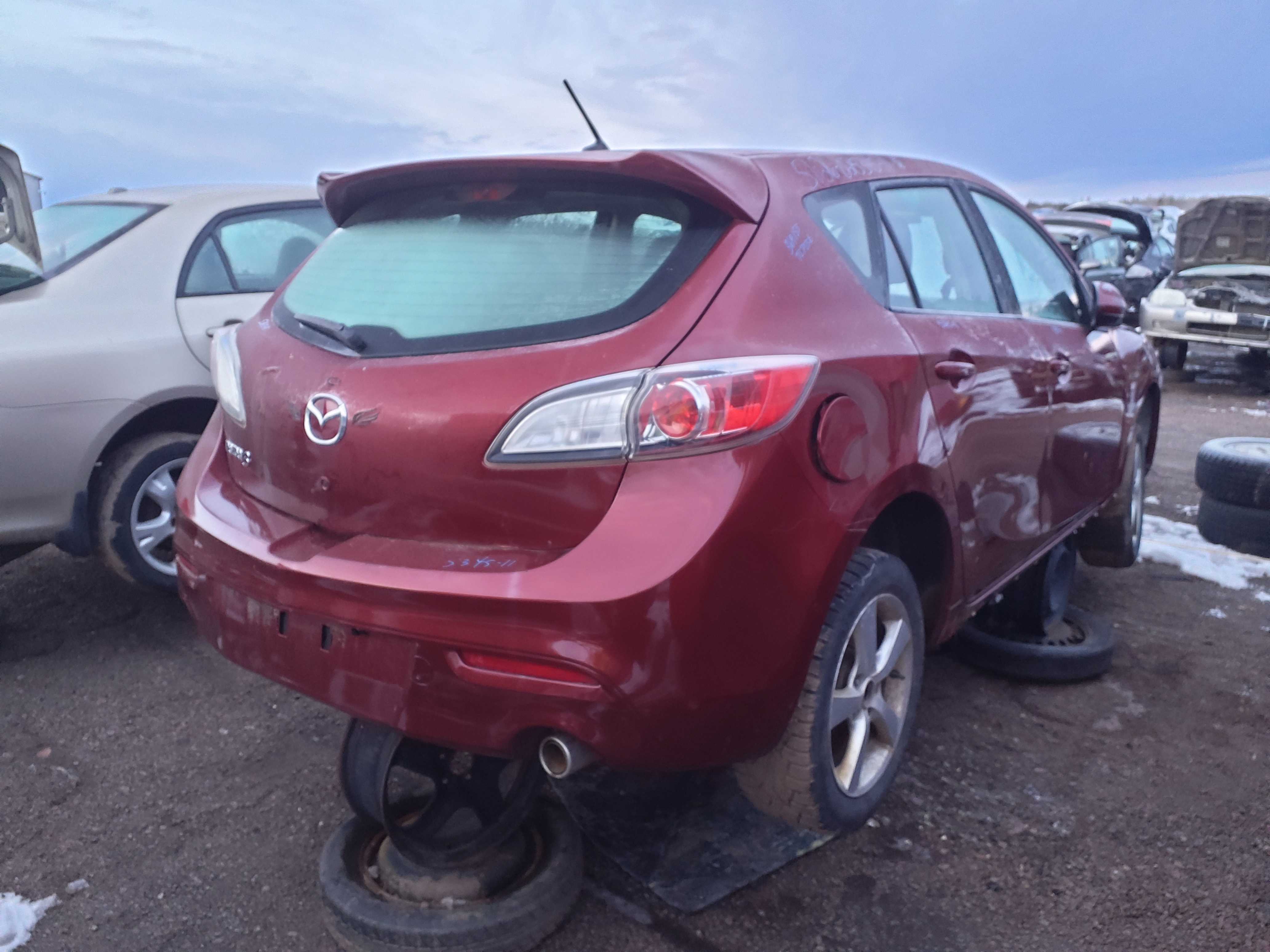 MAZDA MAZDA3 2011