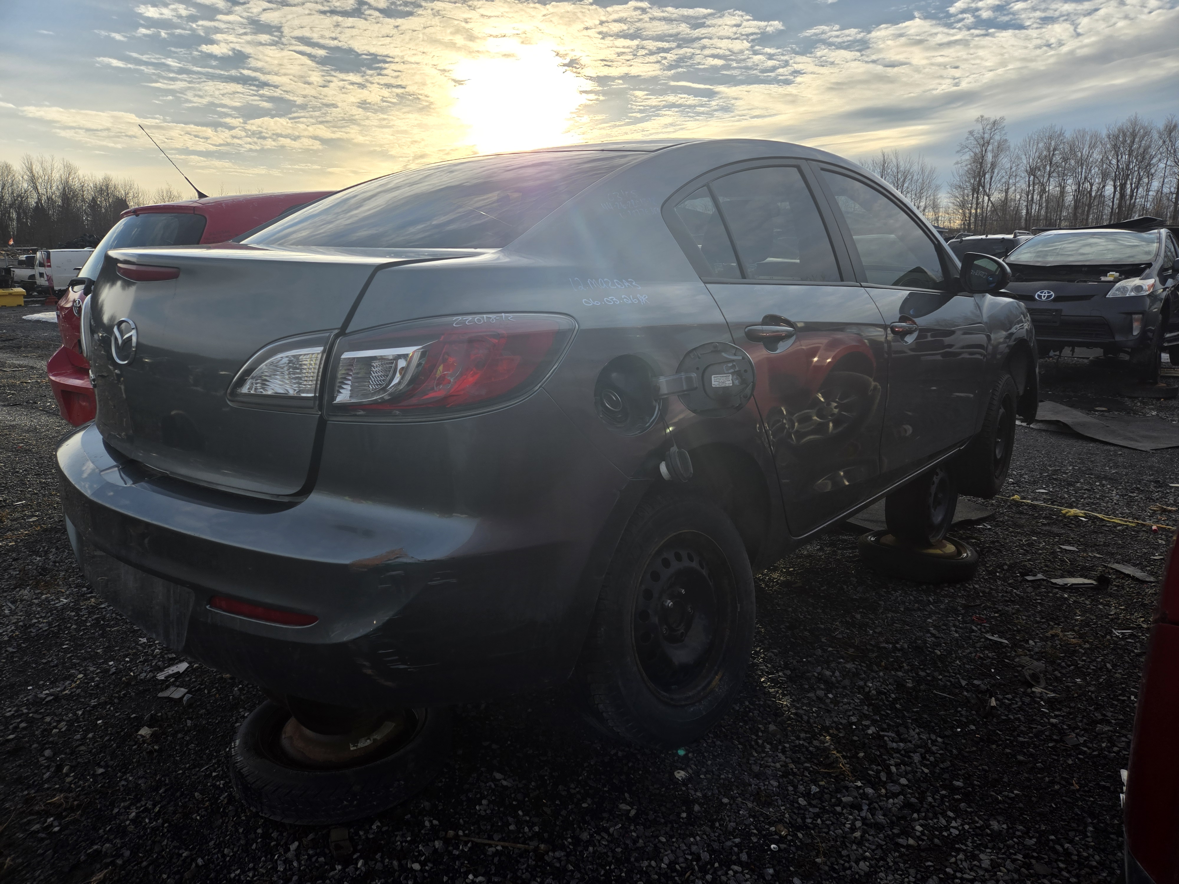 MAZDA MAZDA3 2012