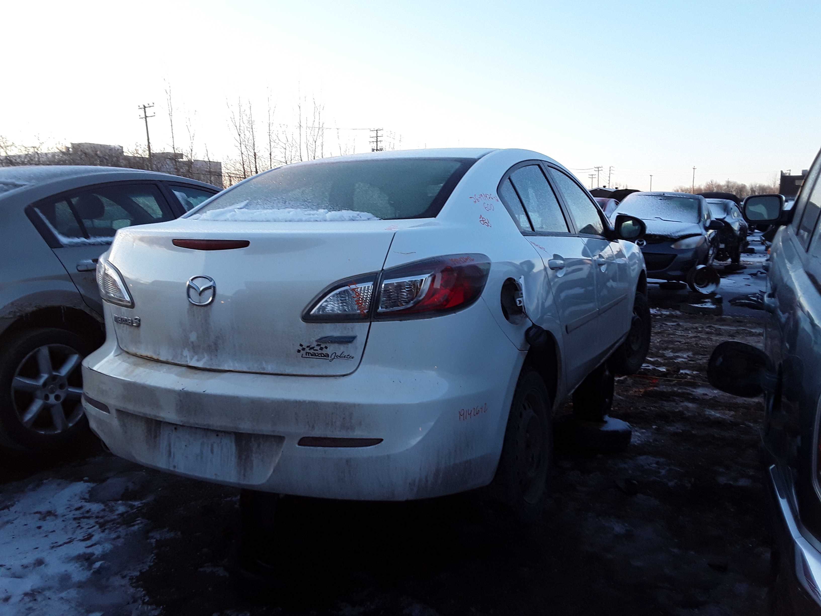MAZDA MAZDA3 2012