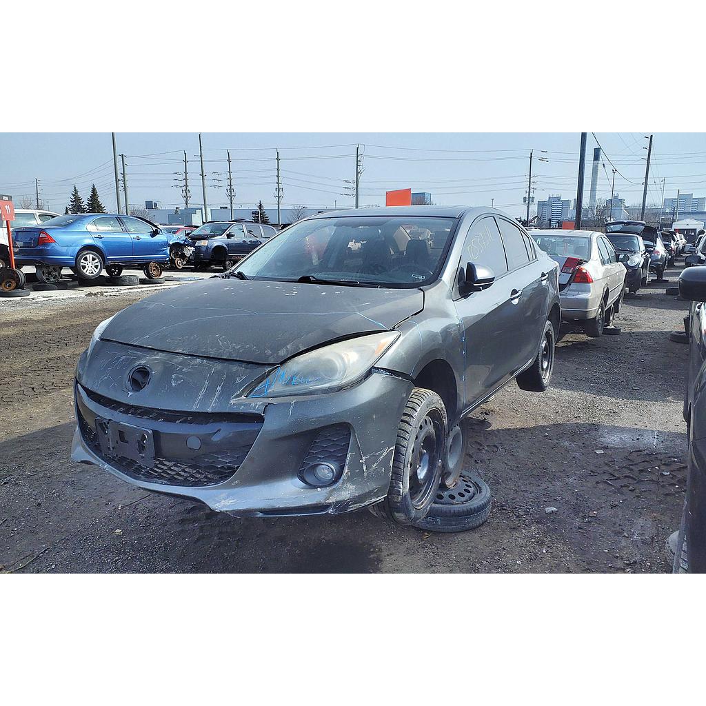 MAZDA MAZDA3 2013