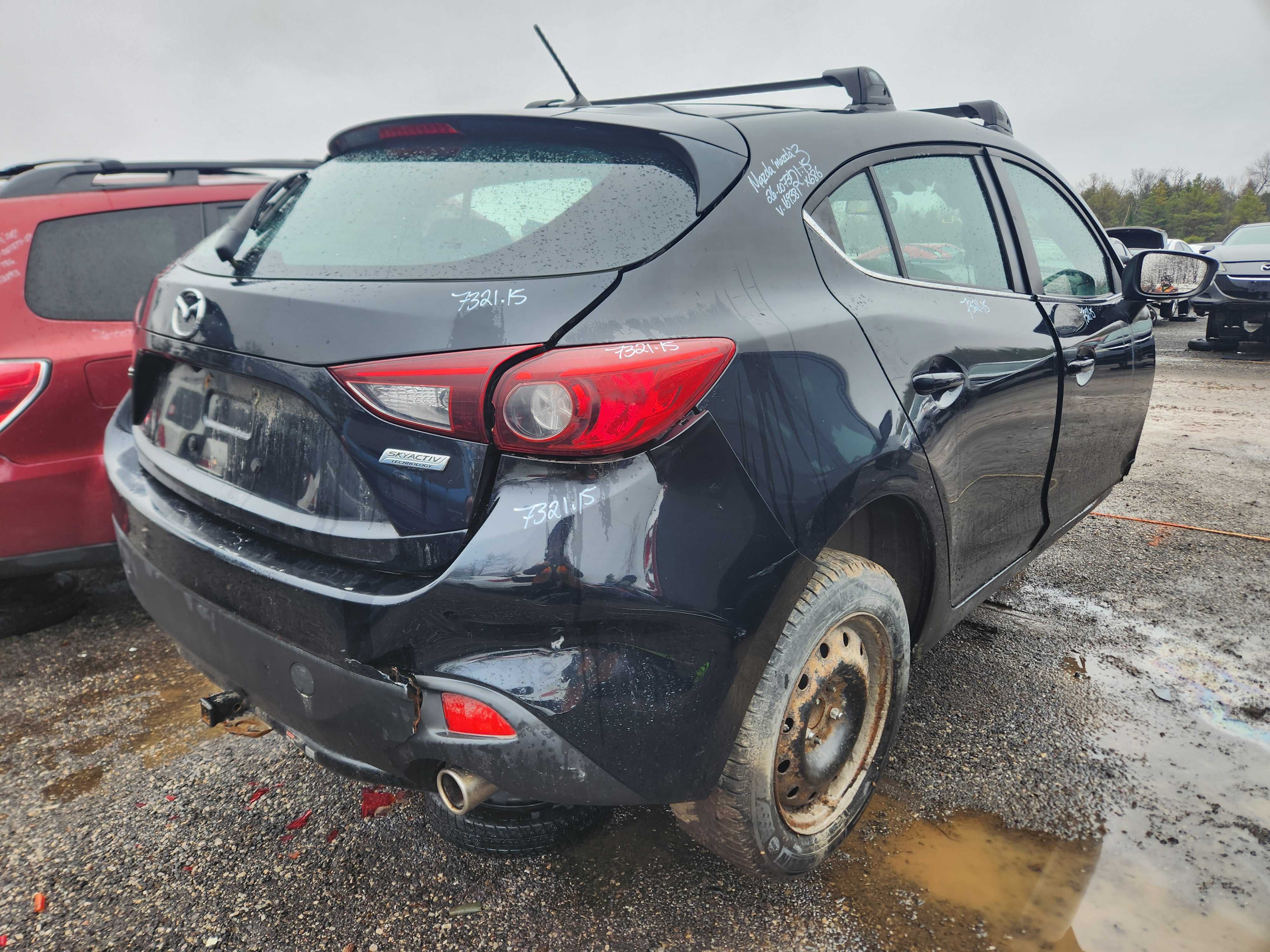 MAZDA MAZDA3 2015