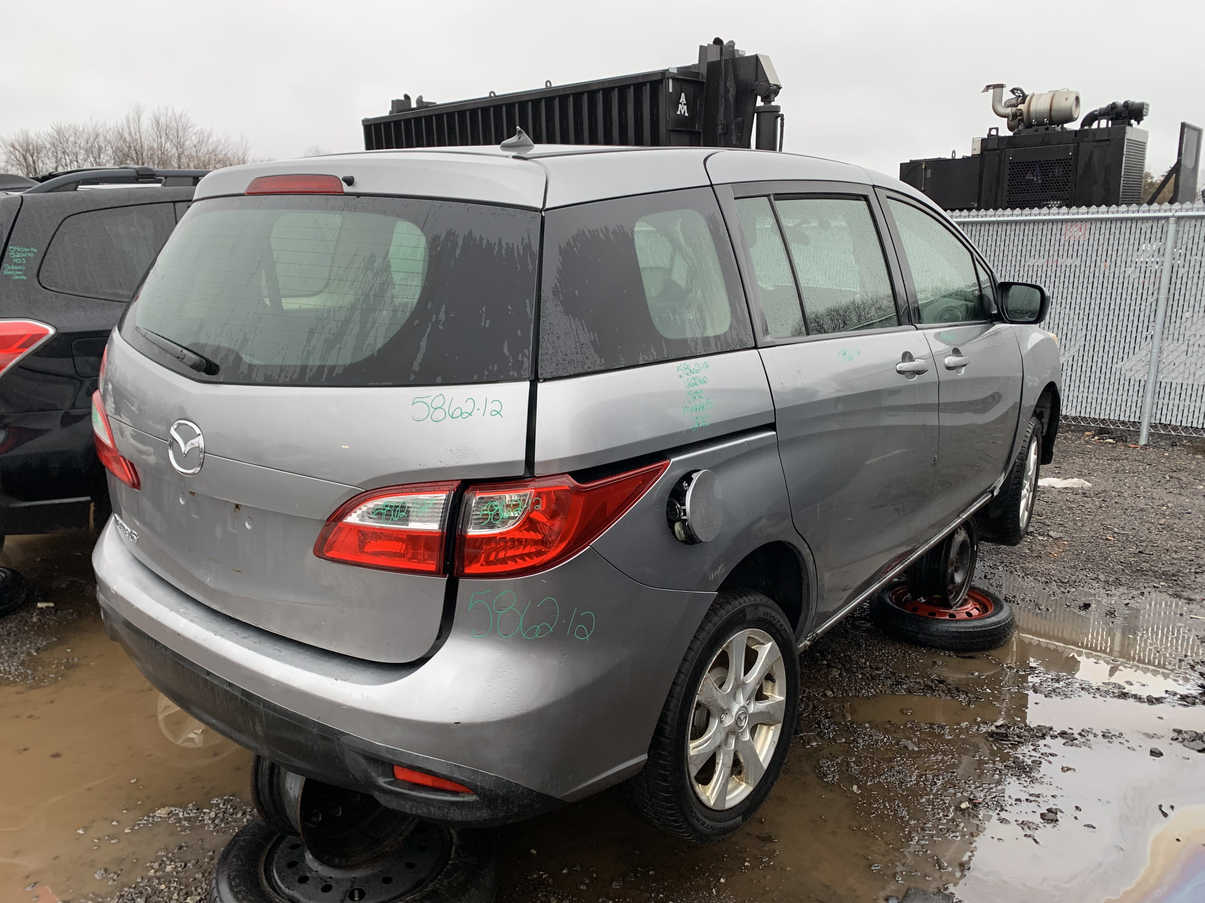 MAZDA MAZDA5 2012