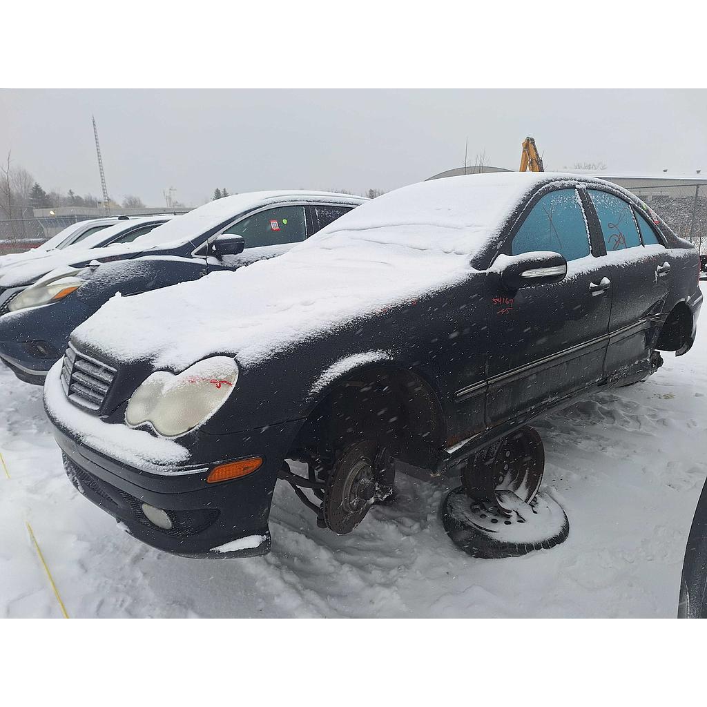MERCEDES-BENZ C-CLASS 2005