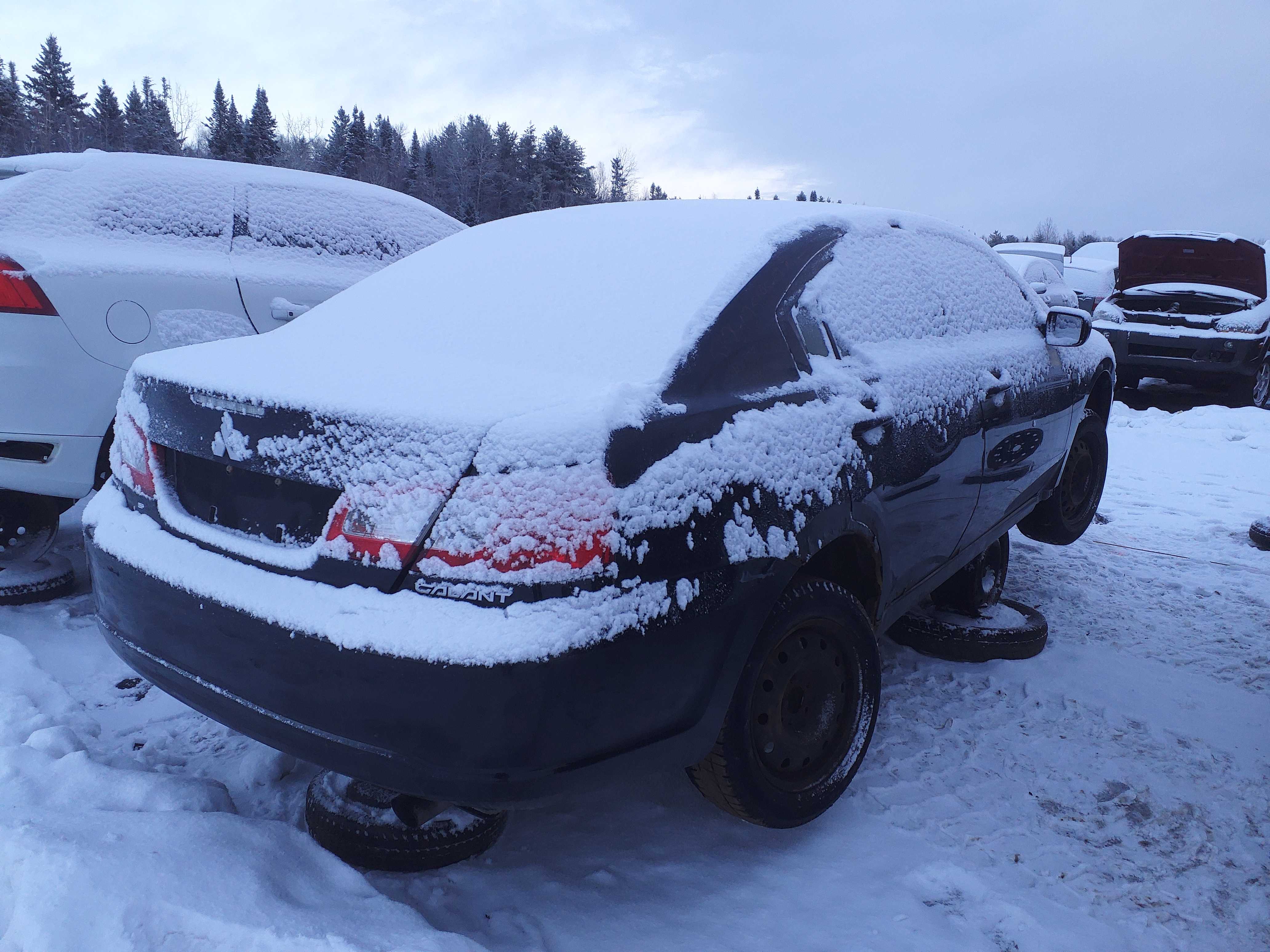 MITSUBISHI GALANT 2009