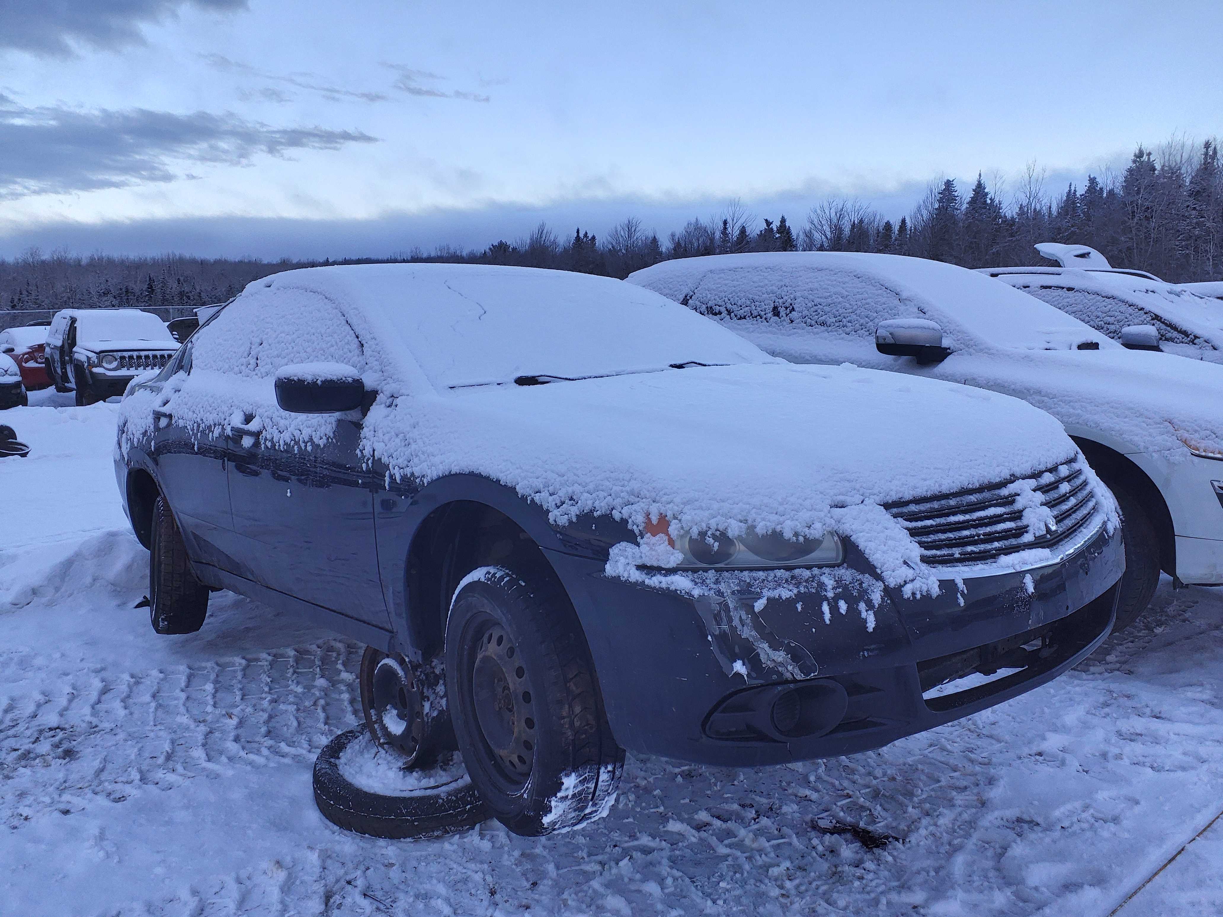 MITSUBISHI GALANT 2009