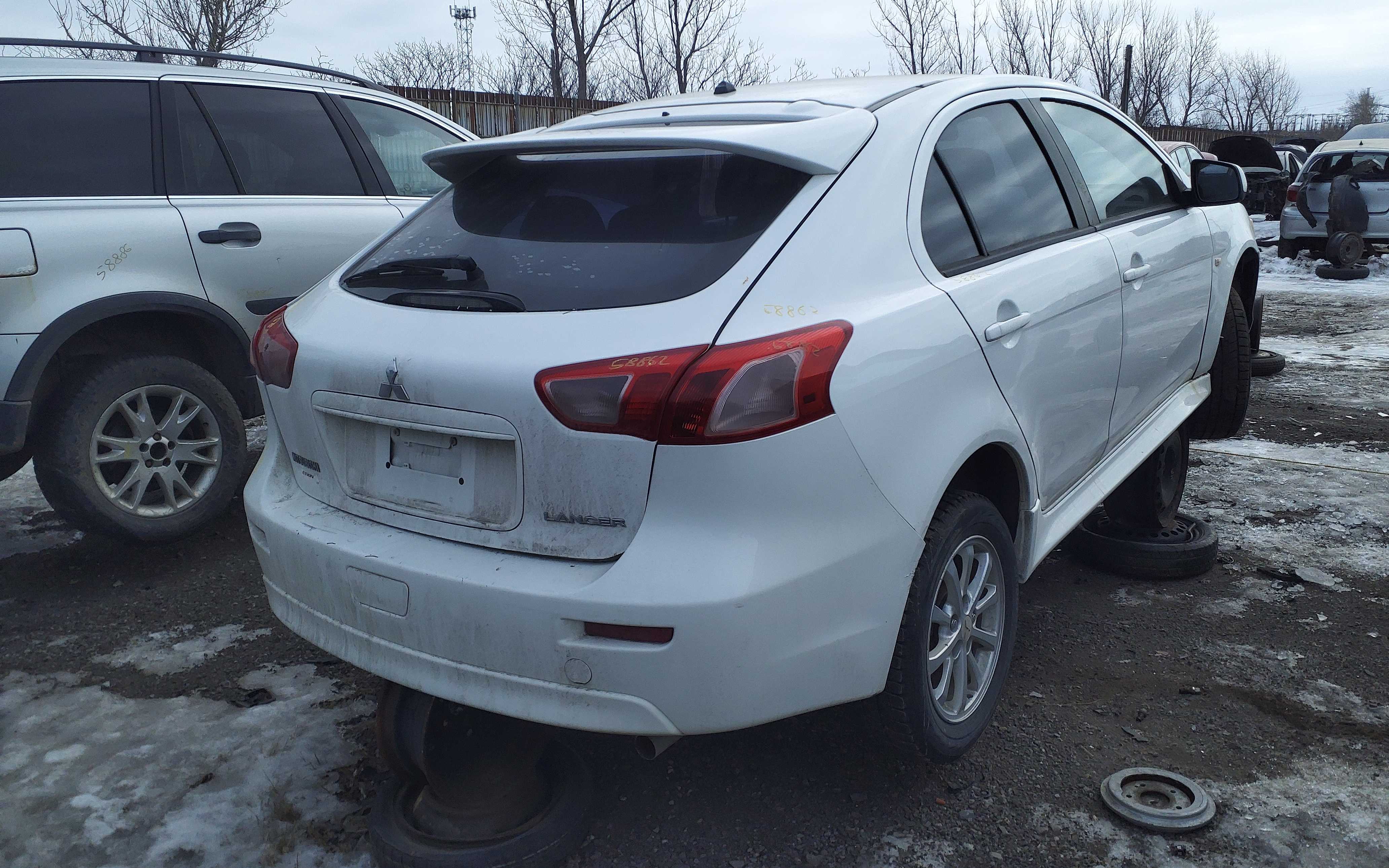 MITSUBISHI LANCER 2011