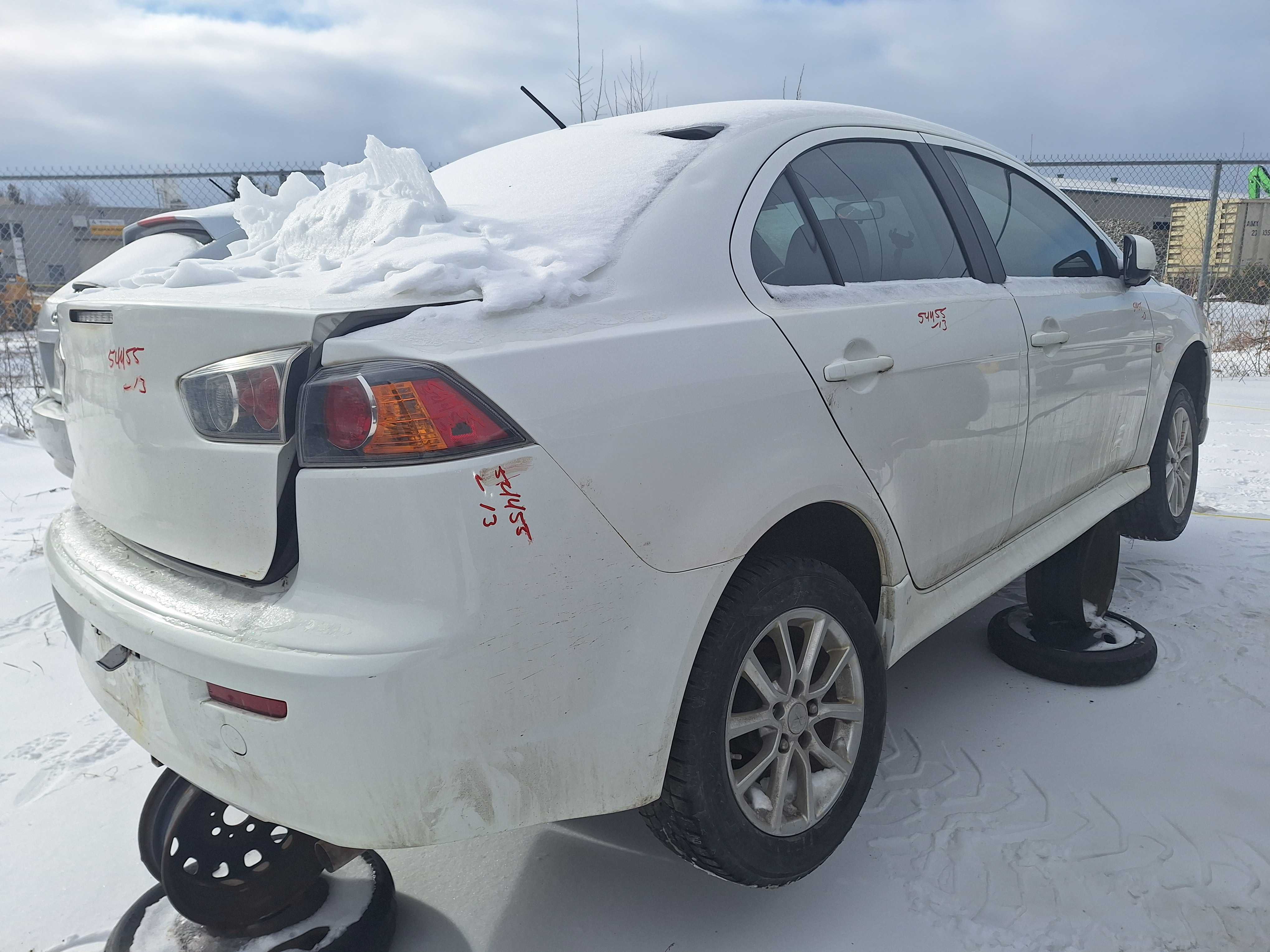 MITSUBISHI LANCER 2013